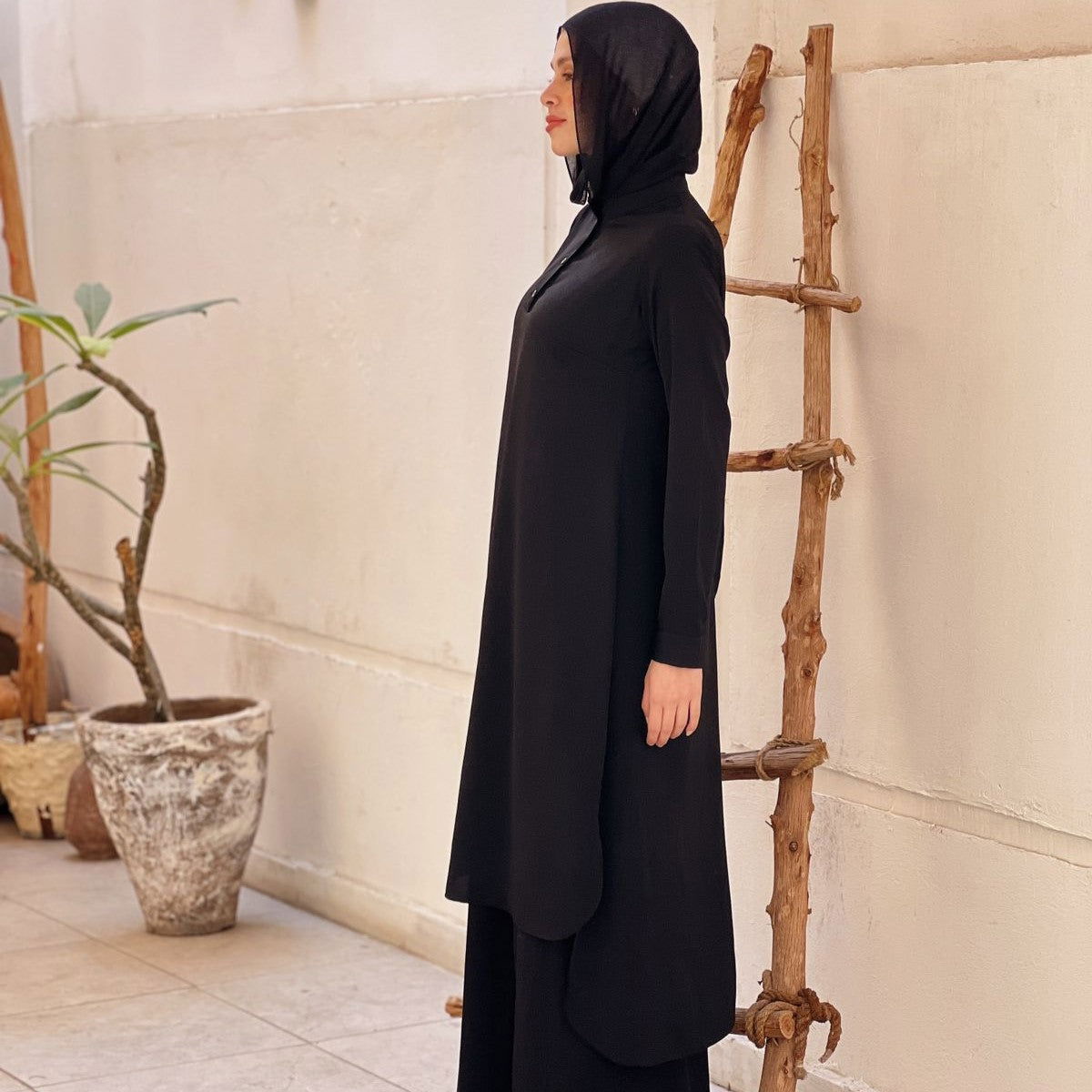 Luxury Shirt Black - AB Essential Women Wear