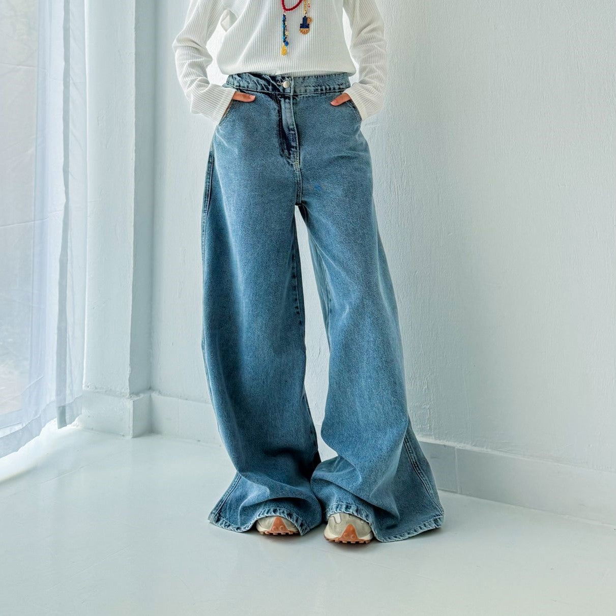 Wide Legs Jeans Sky - AB Essential Women Wear
