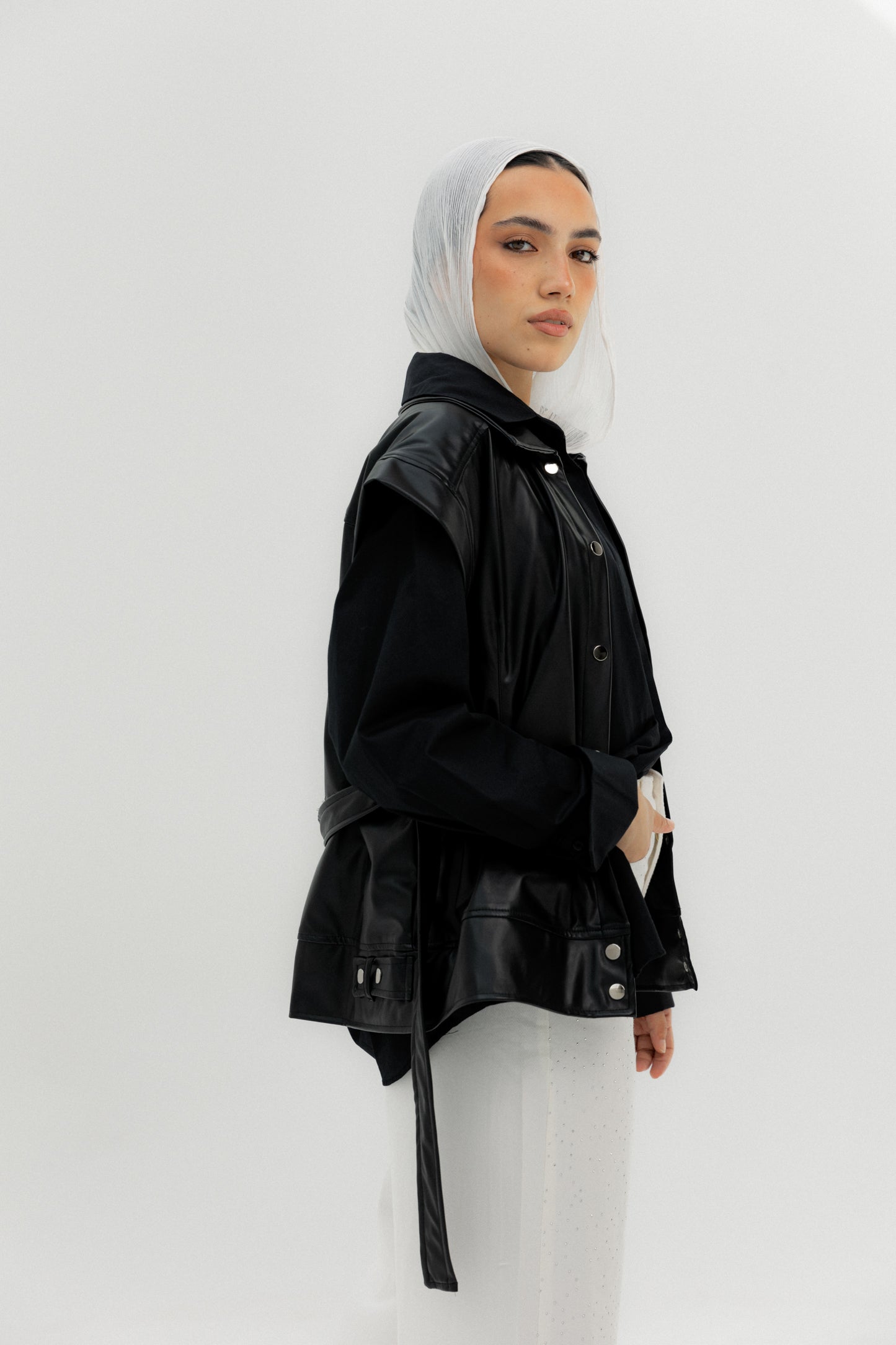 Core Vest Black - AB ESSENTIALS