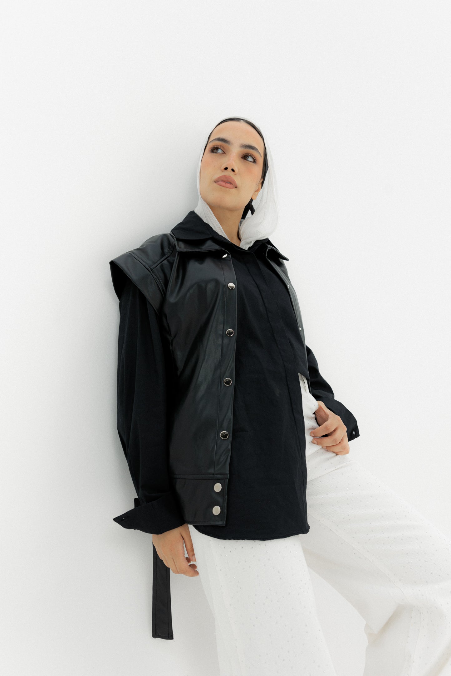 Core Vest Black - AB ESSENTIALS