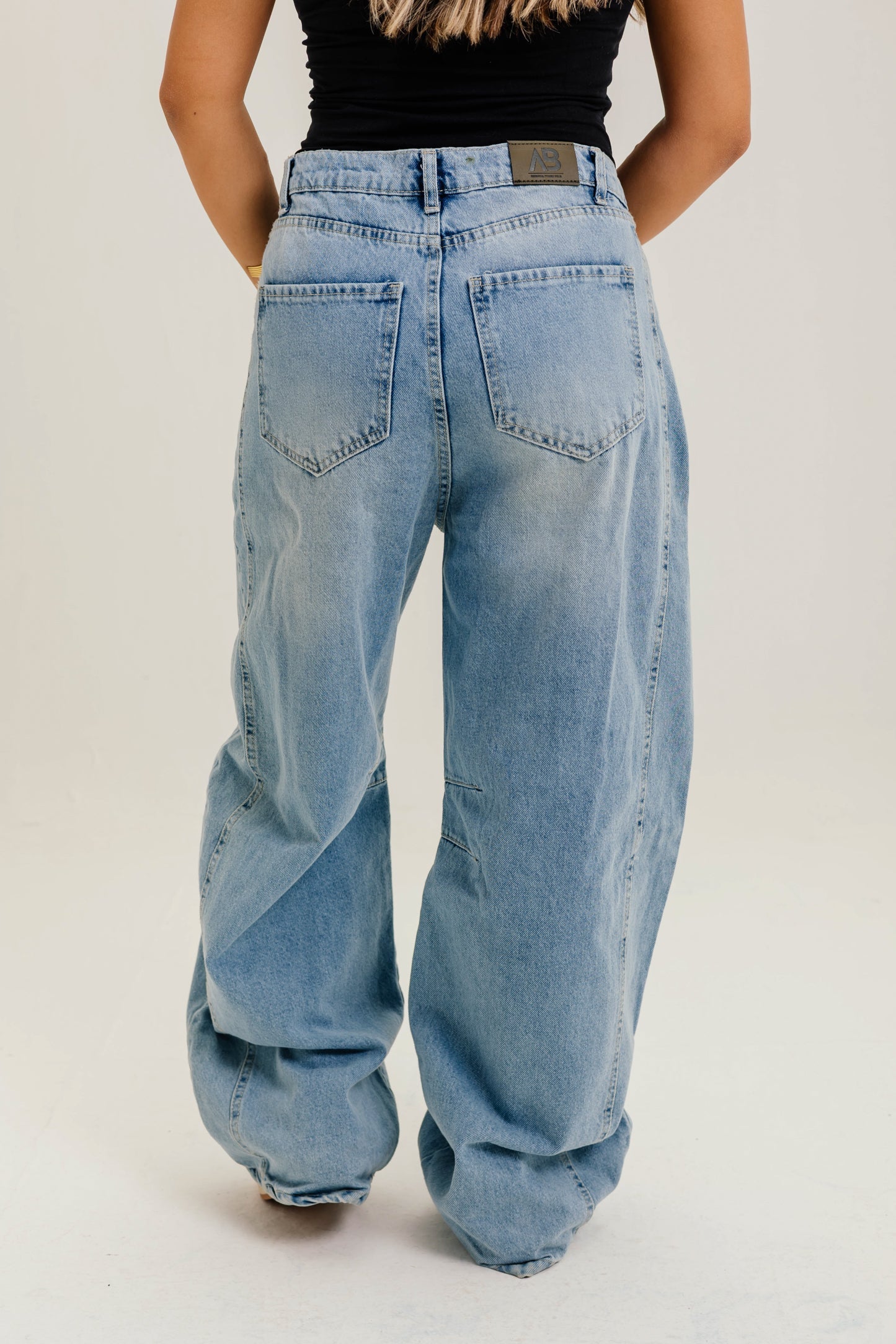 Parachute Jeans Ice - AB ESSENTIALS