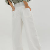 Straight Leg Jeans Off White - AB ESSENTIALS