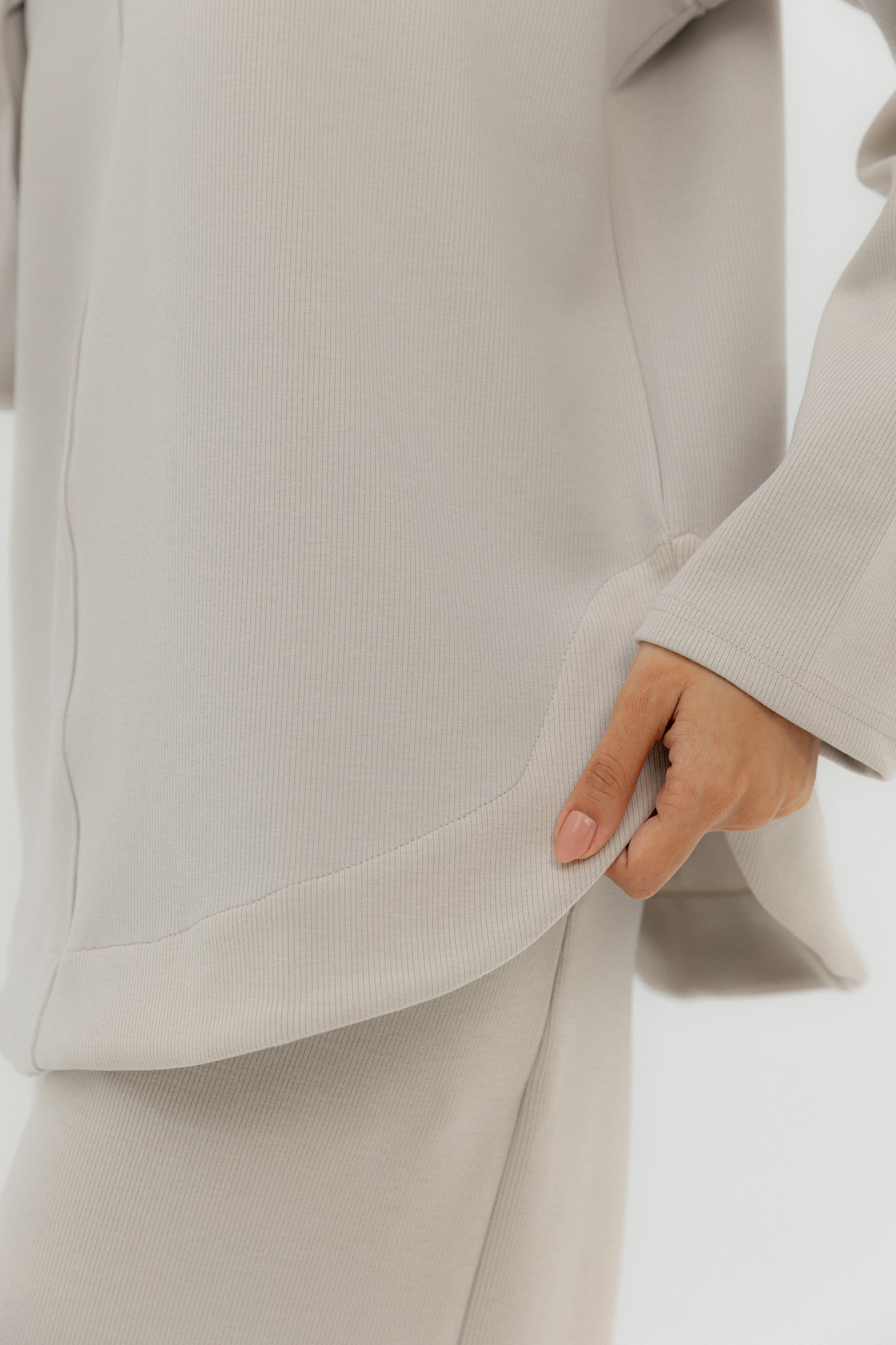 Warm Top Beige - AB ESSENTIALS