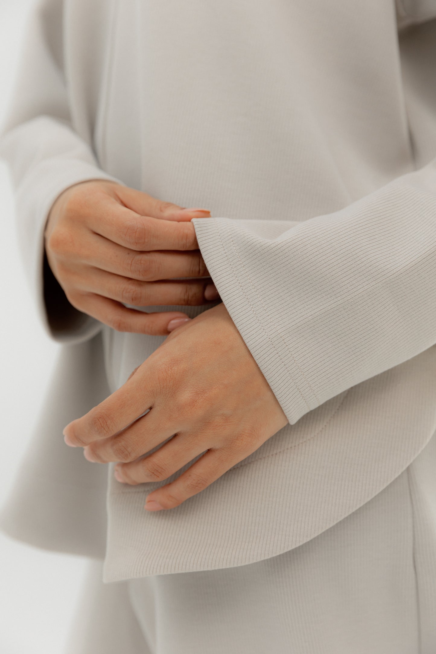 Warm Top Beige - AB ESSENTIALS