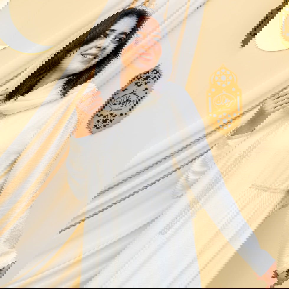 '- AB Essential Women Wear - Silver Strips Abaya