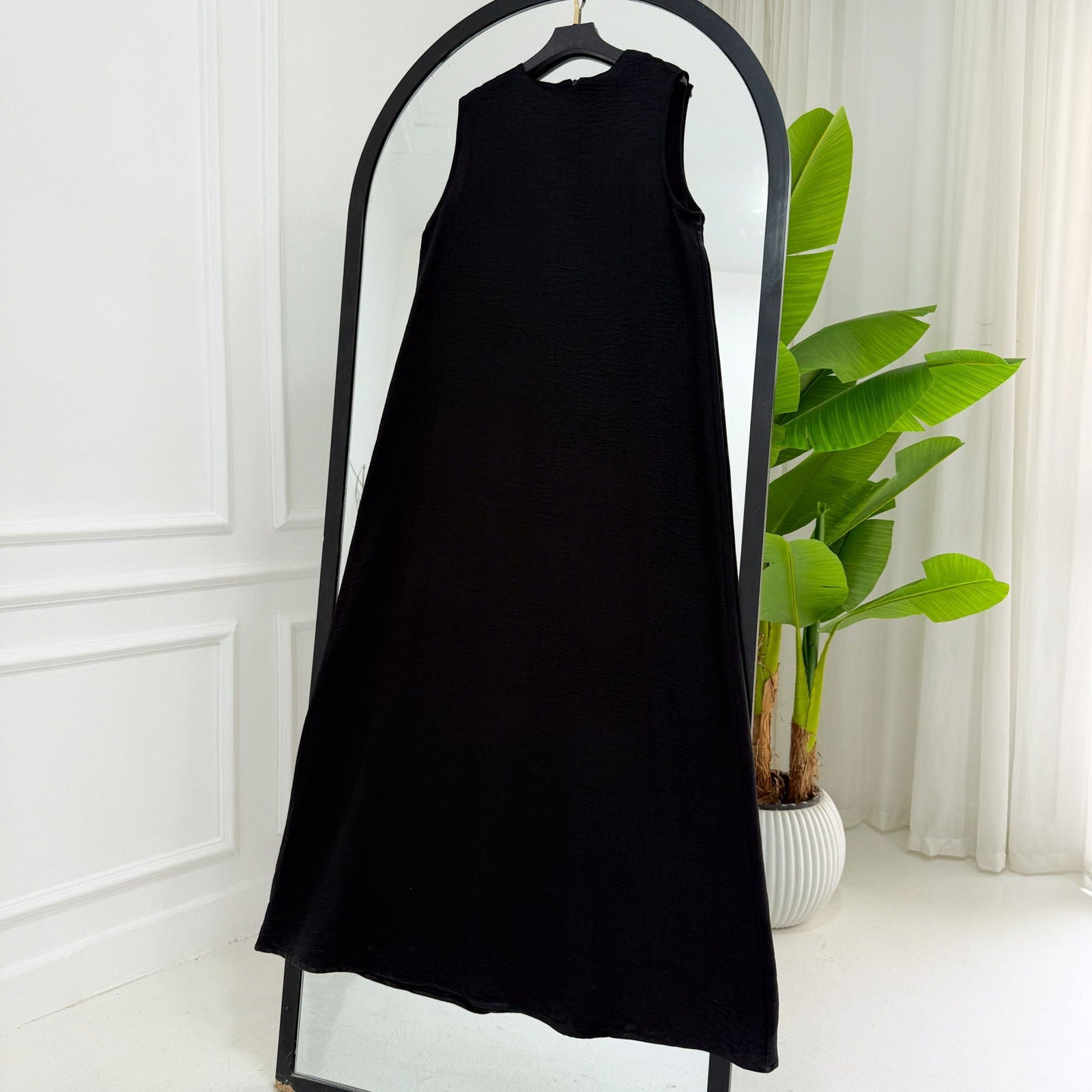 Basic Linen Dress No Sleeve Black - AB Essential Women Wear