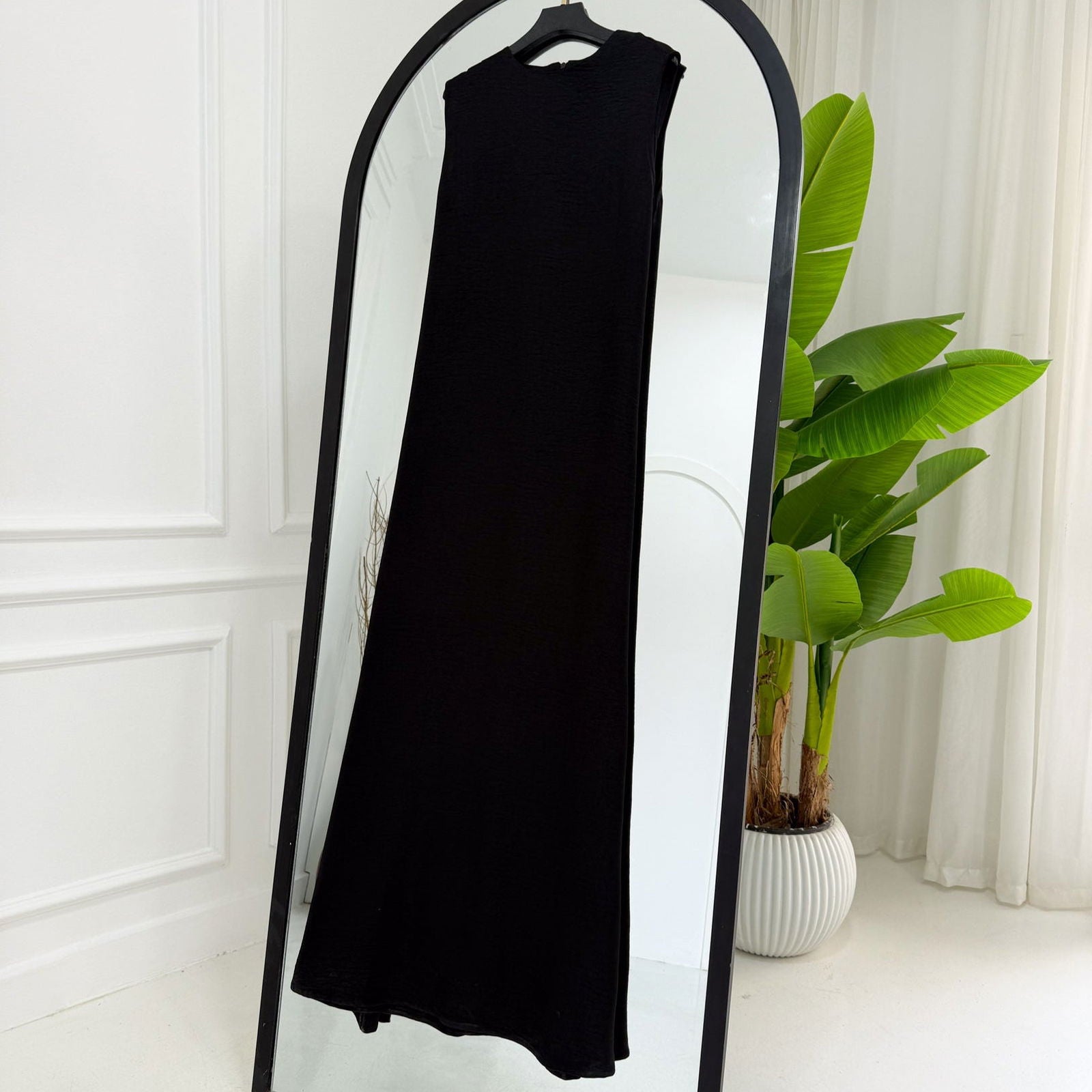 Basic Linen Dress No Sleeve Black - AB Essential Women Wear