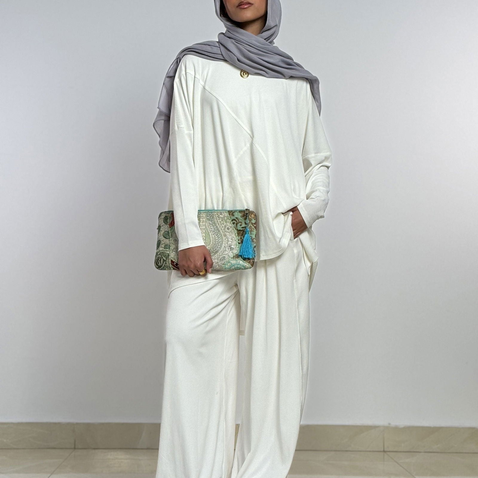 Serena Set Off White - AB Essential Women Wear