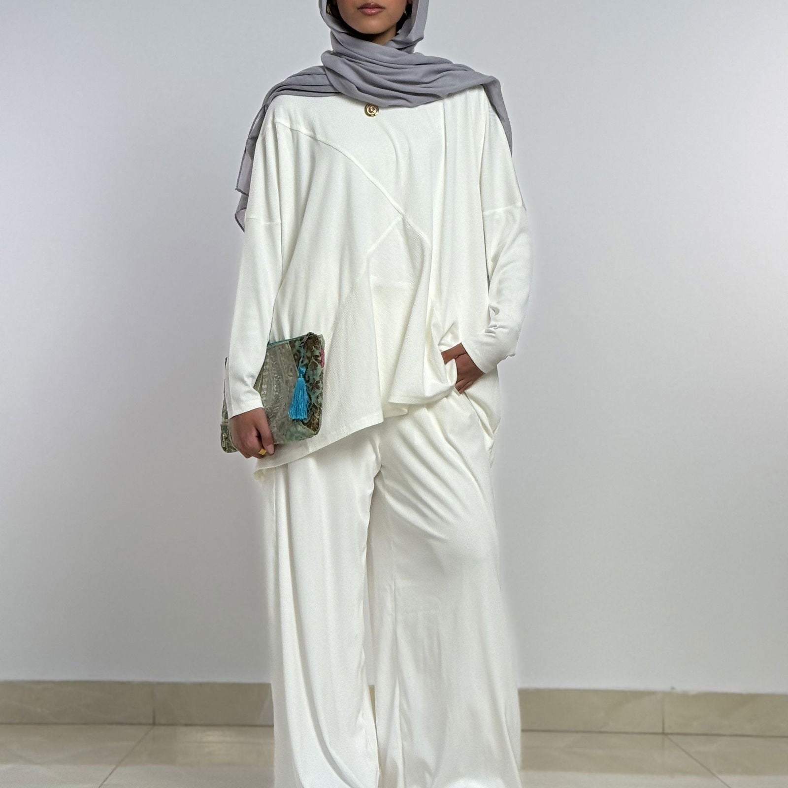 Serena Set Off White - AB Essential Women Wear