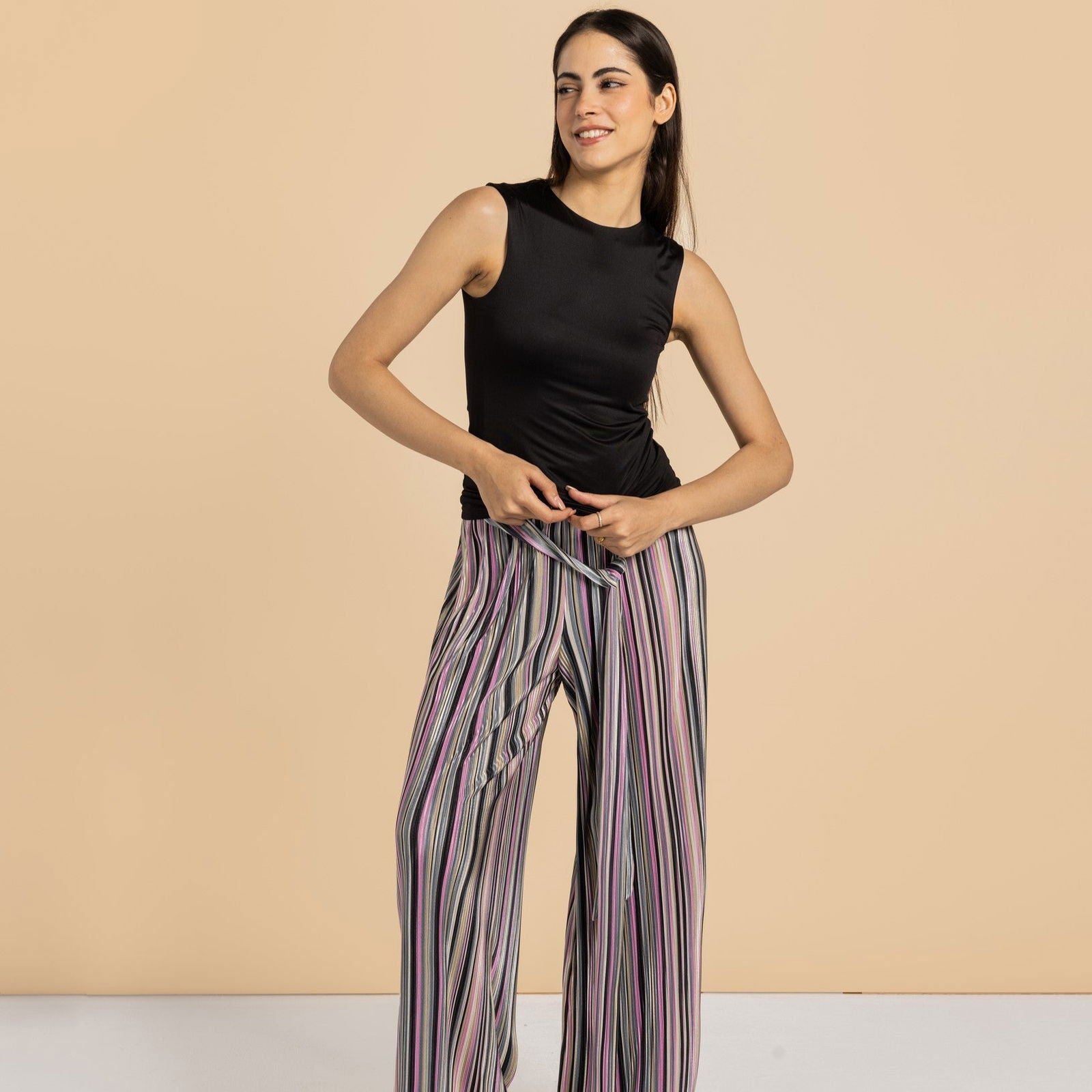 Softie Cut Black - AB Essential Women Wear