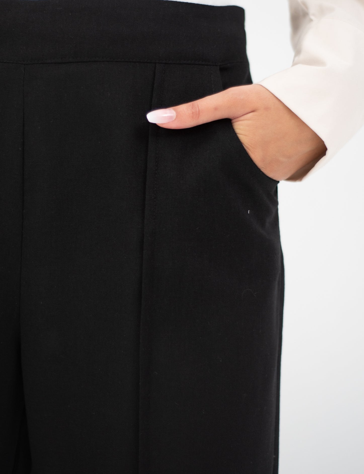 Sway Pants Black - AB Essential Women Wear