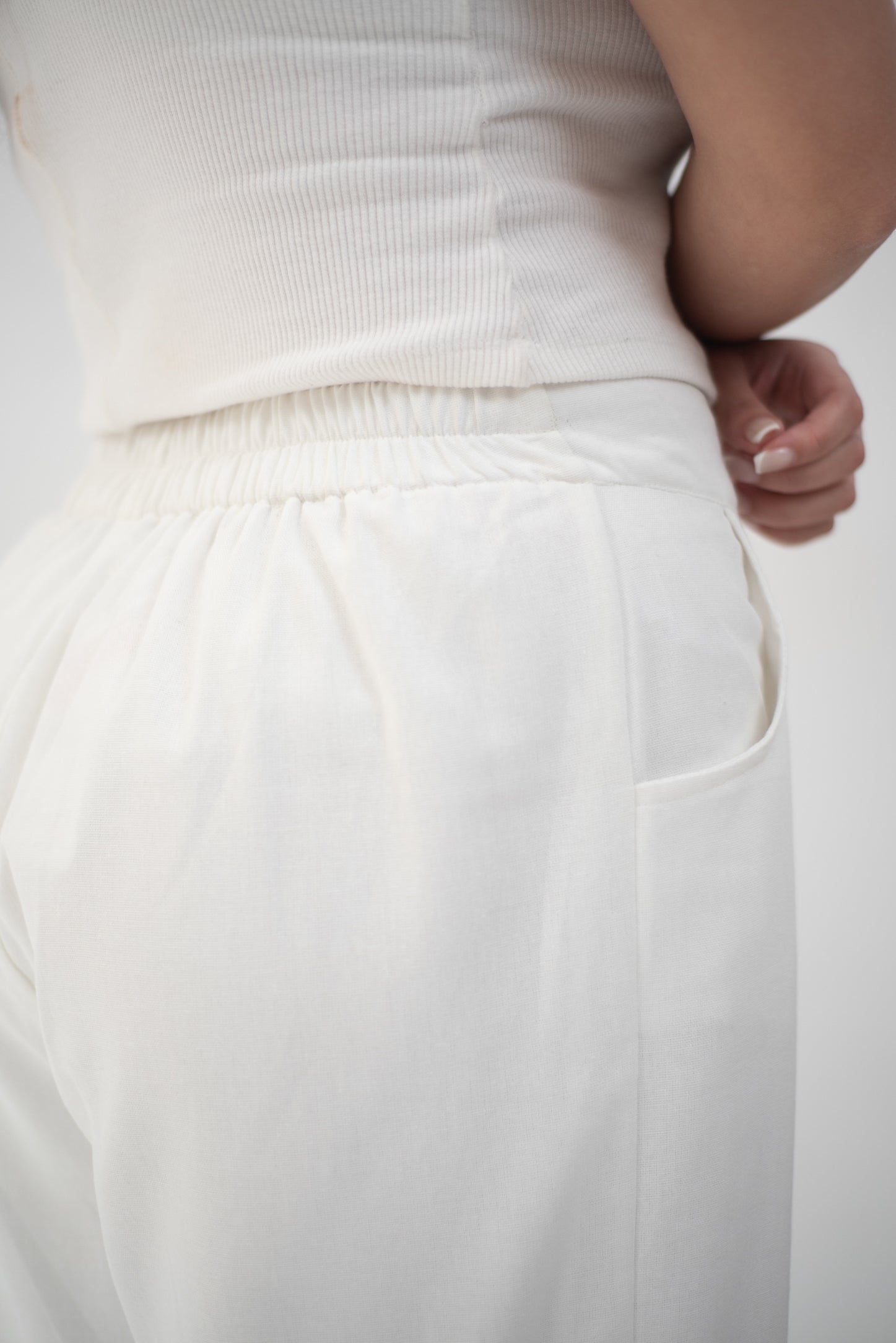 Sway Pants White - AB Essential Women Wear