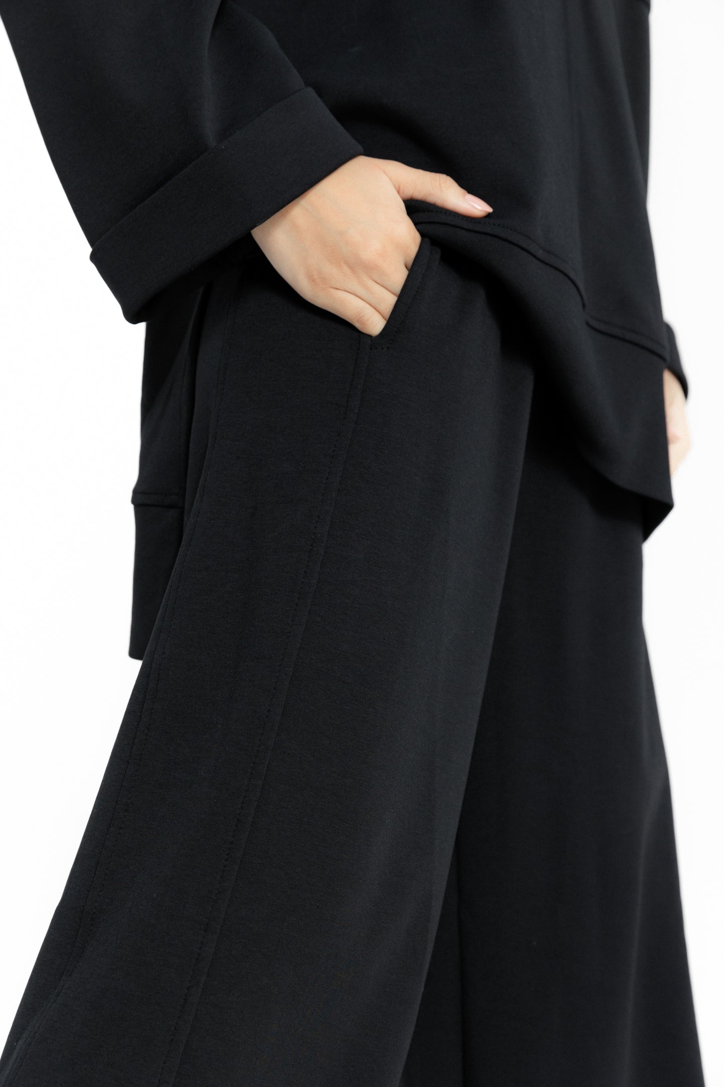 Airport Set Black - AB ESSENTIALS