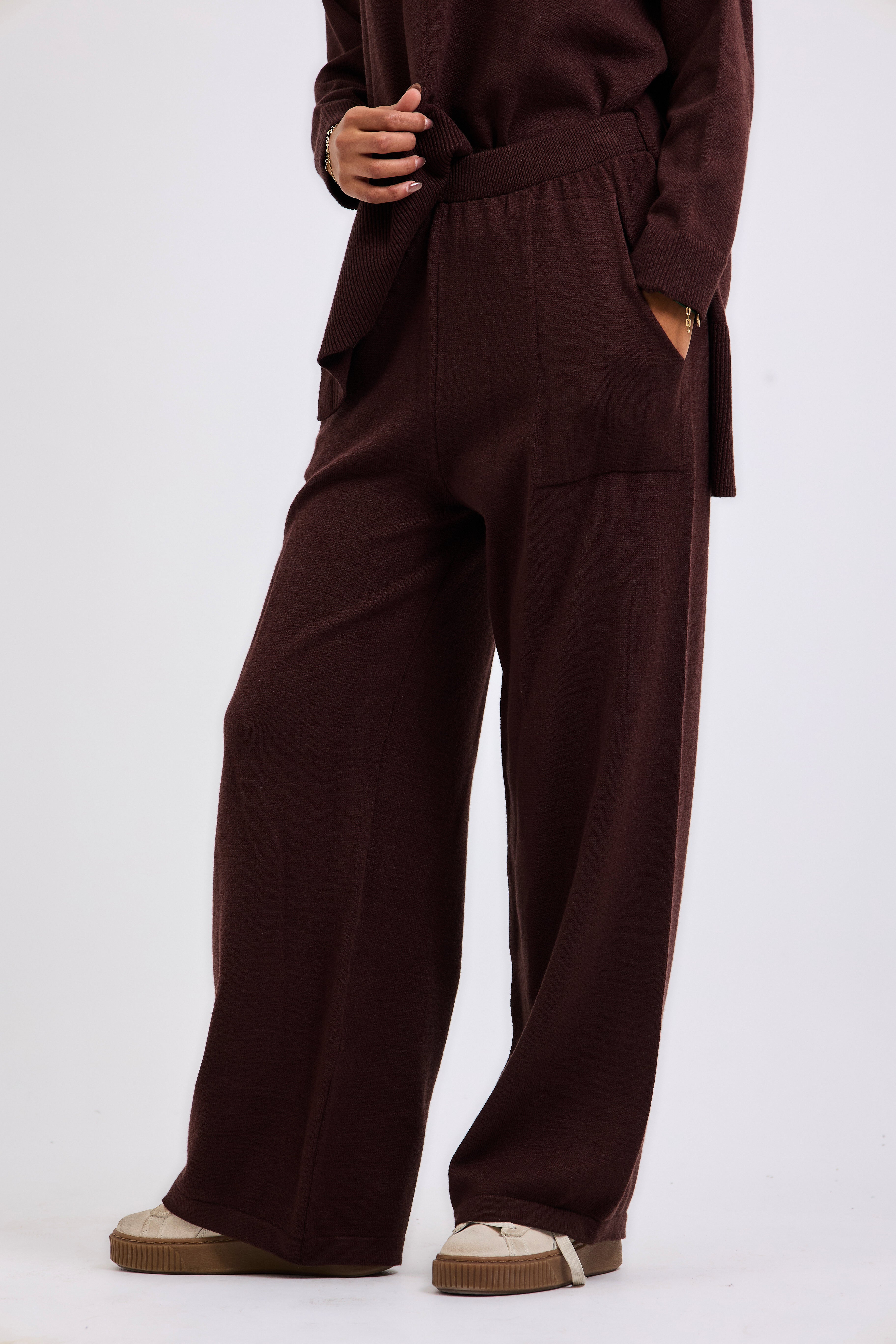 Baby Knit Set Chocolate - AB ESSENTIALS