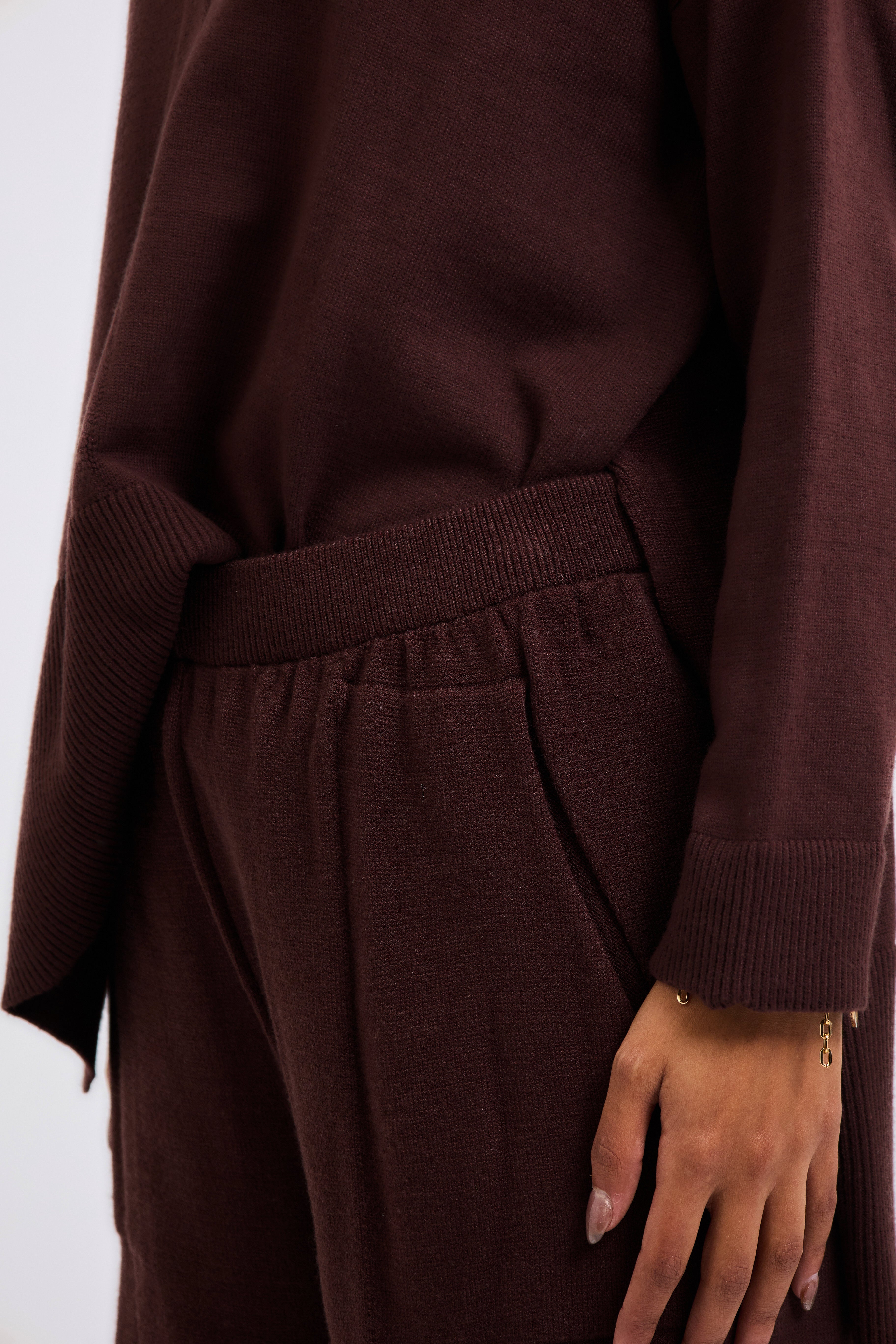 Baby Knit Set Chocolate - AB ESSENTIALS