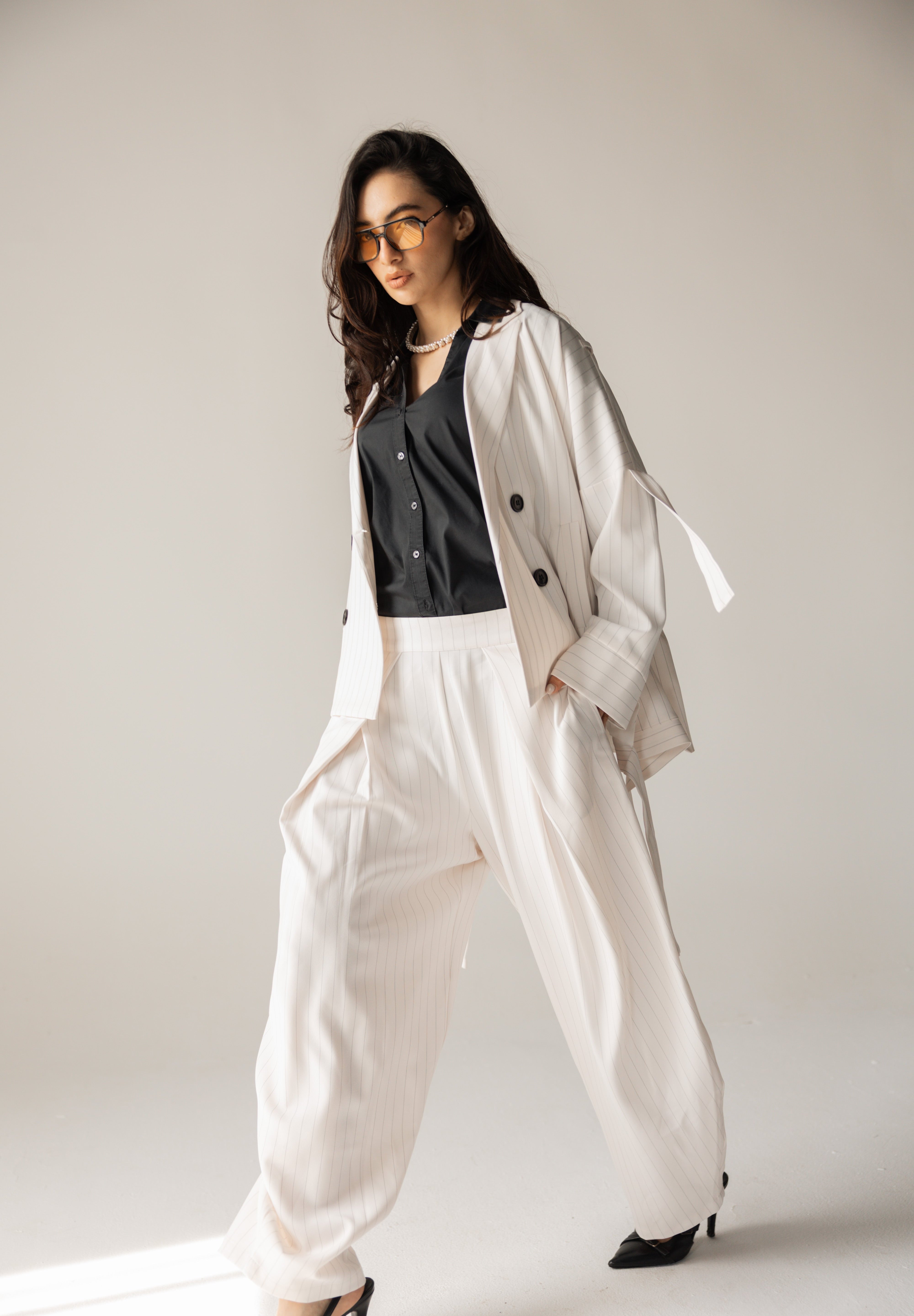 Bestie Blazer Off White - AB ESSENTIALS