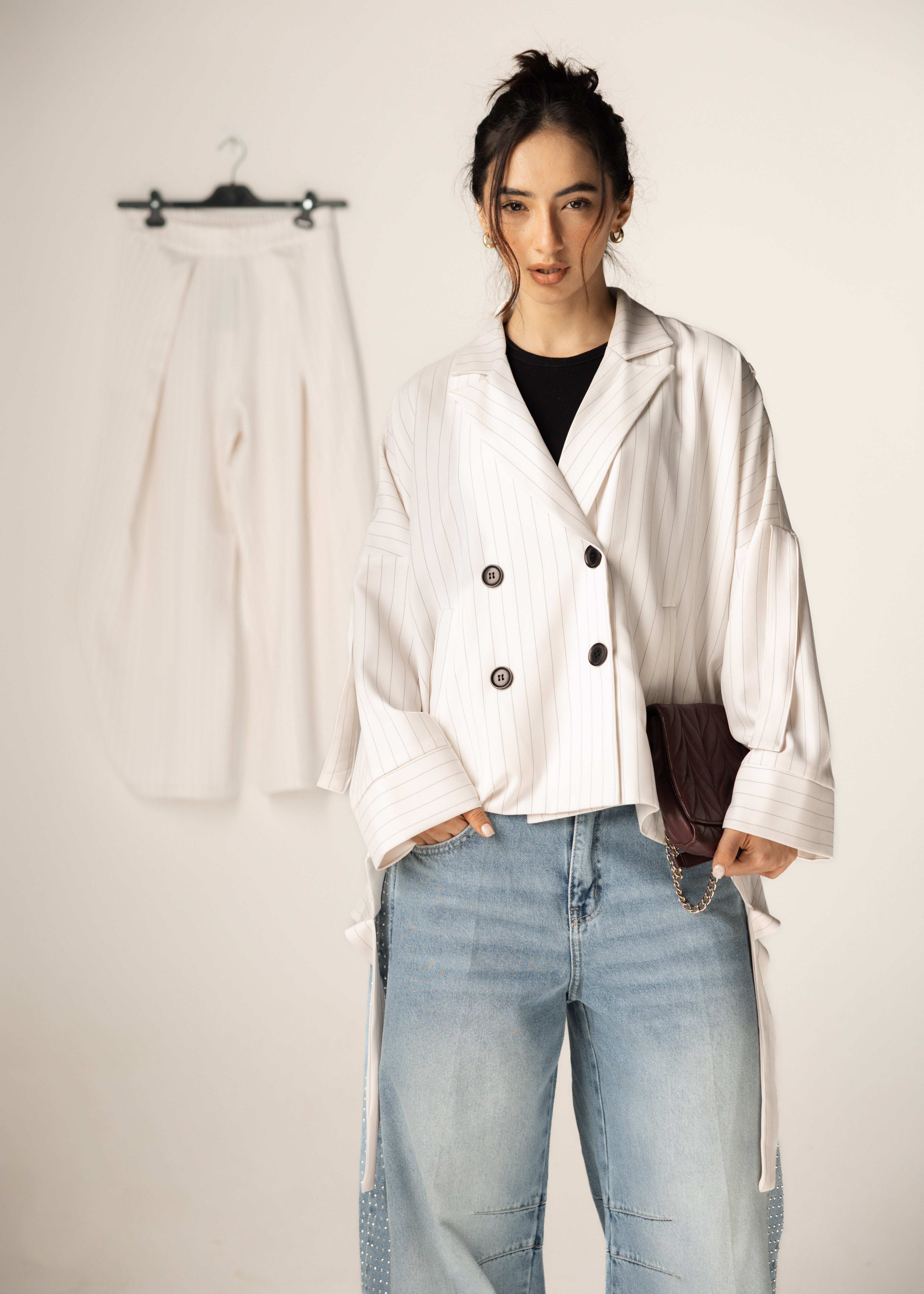 Bestie Blazer Off White - AB ESSENTIALS