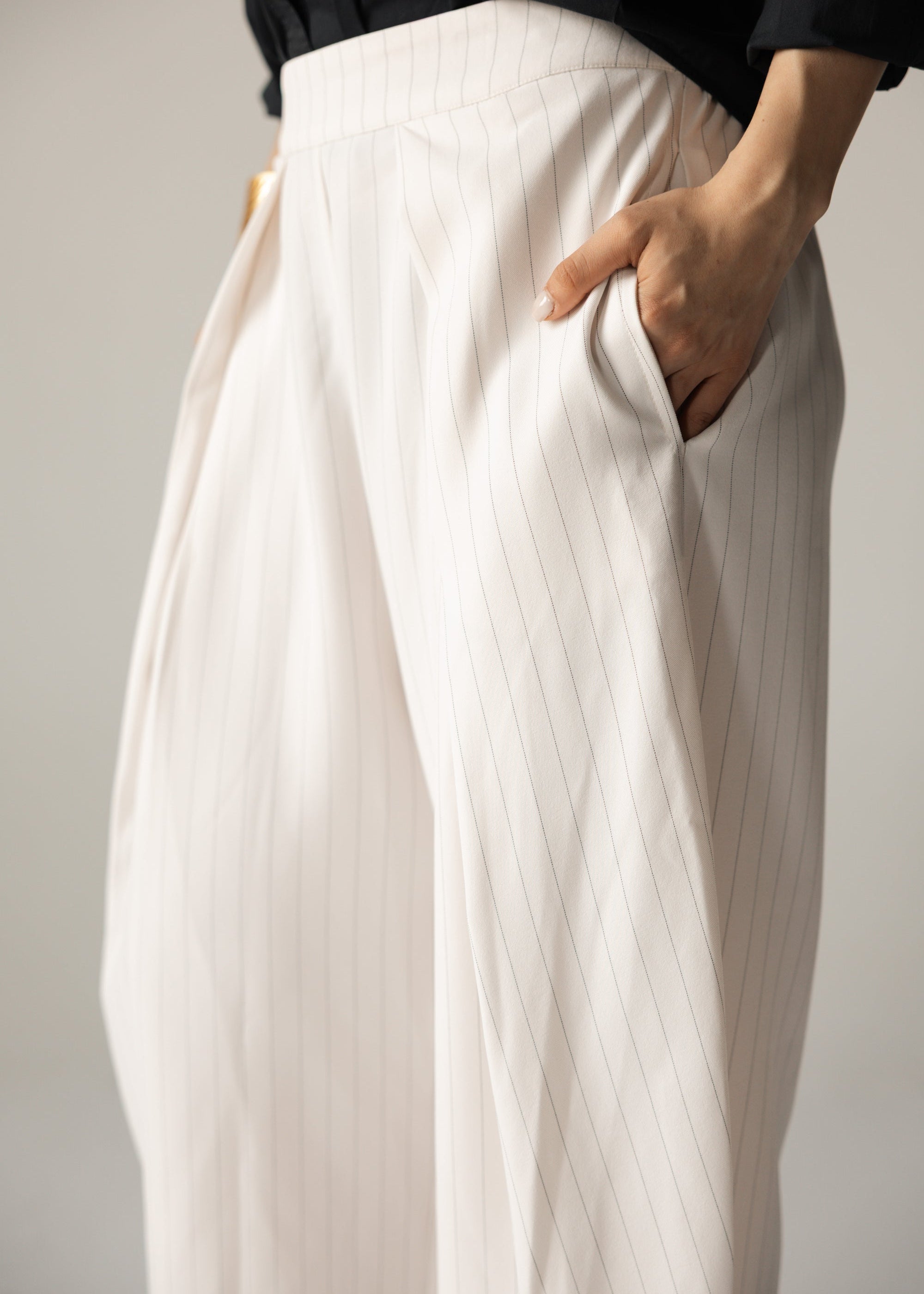 Bestie Pants Off White - AB ESSENTIALS