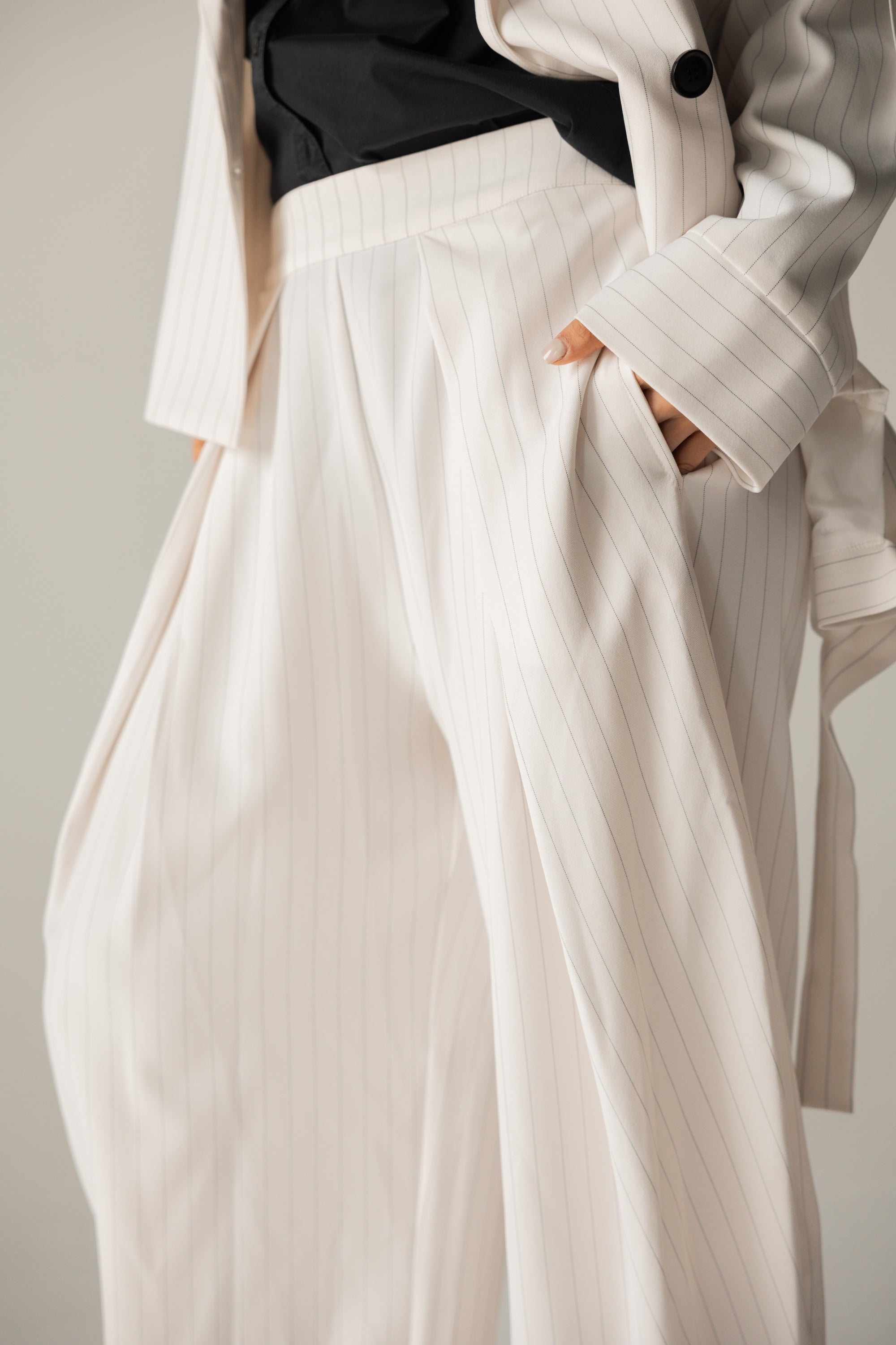 Bestie Pants Off White - AB ESSENTIALS