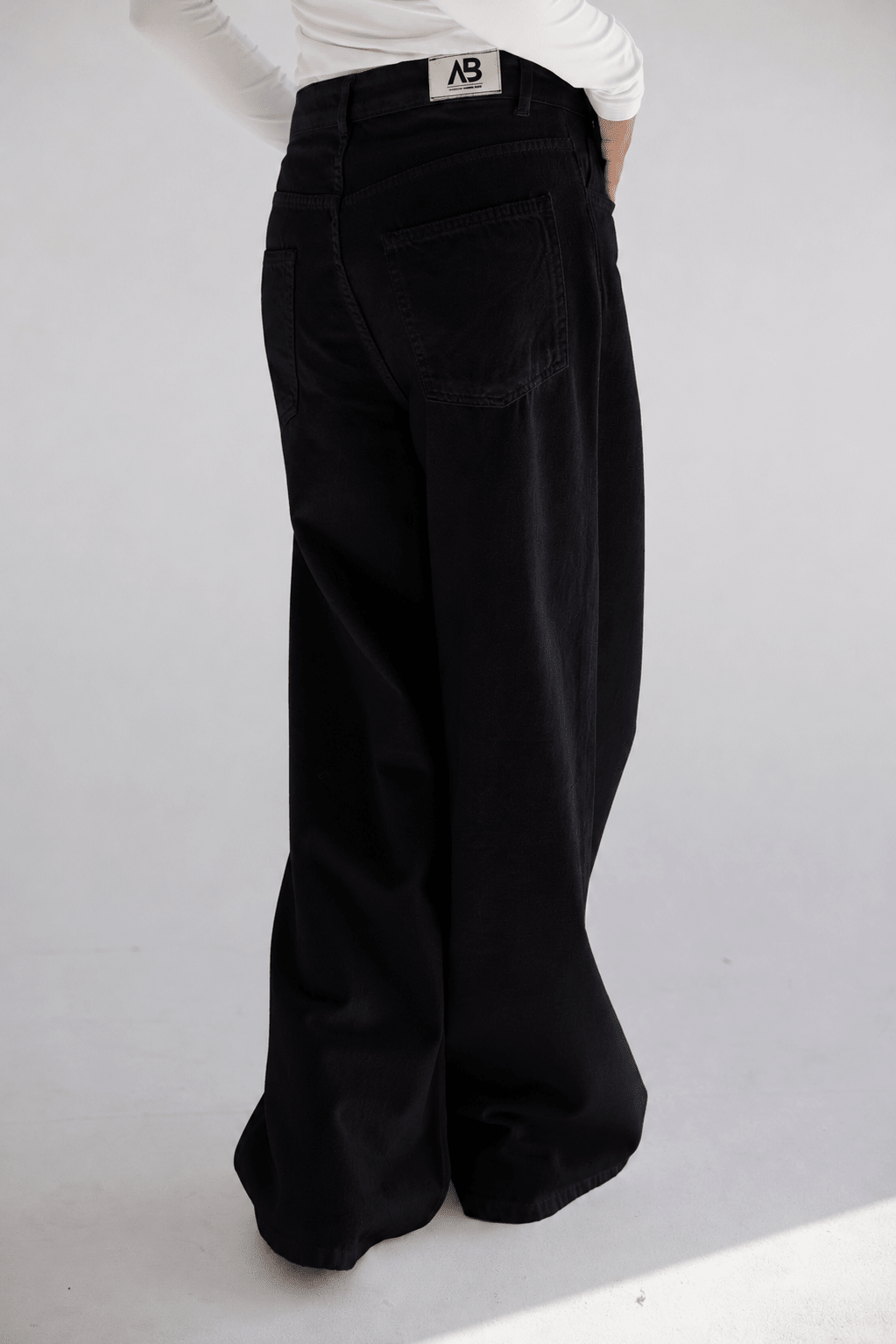 Black Denim Pants - AB ESSENTIALS