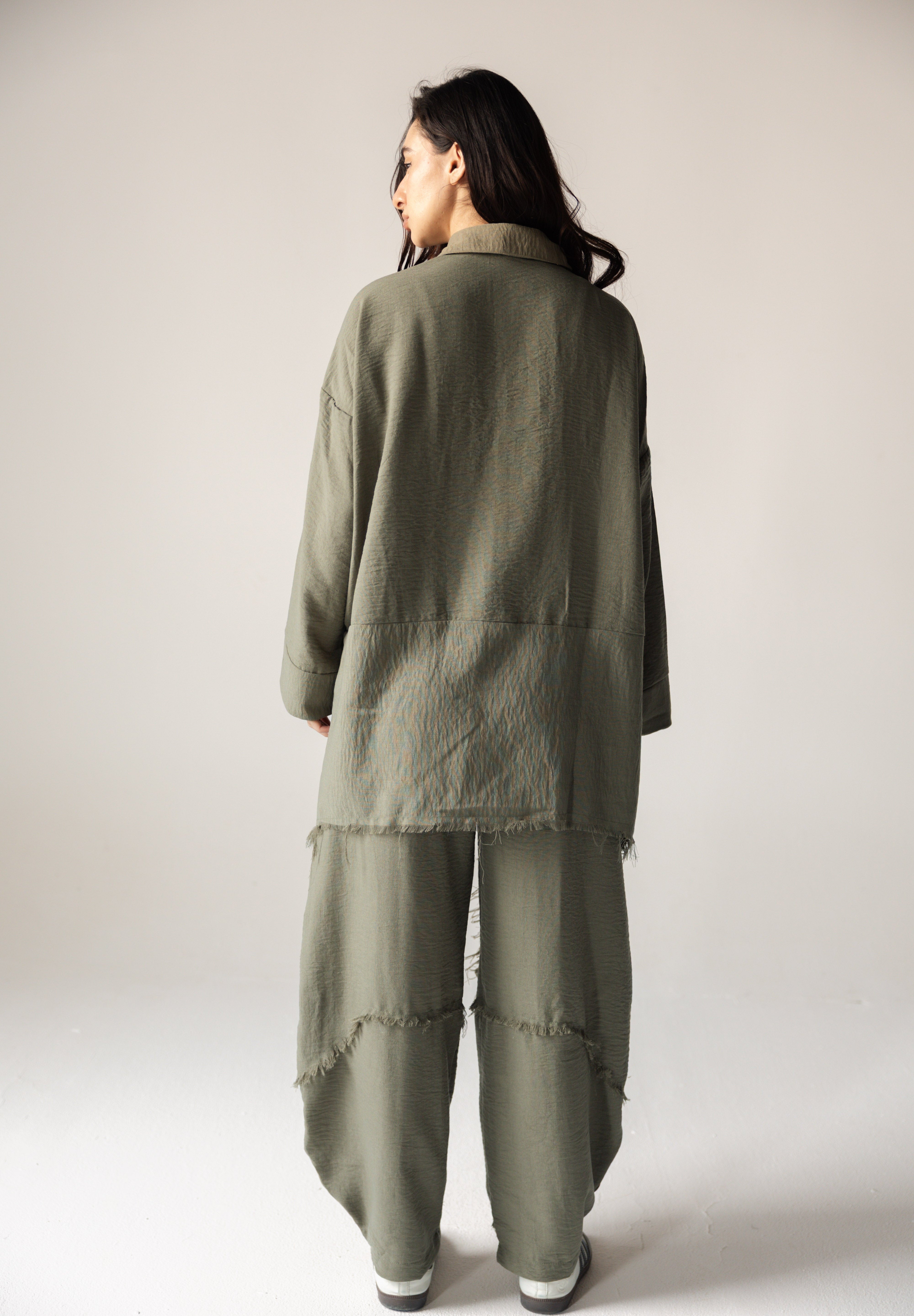 Blush Girl Shirt Olive - AB ESSENTIALS