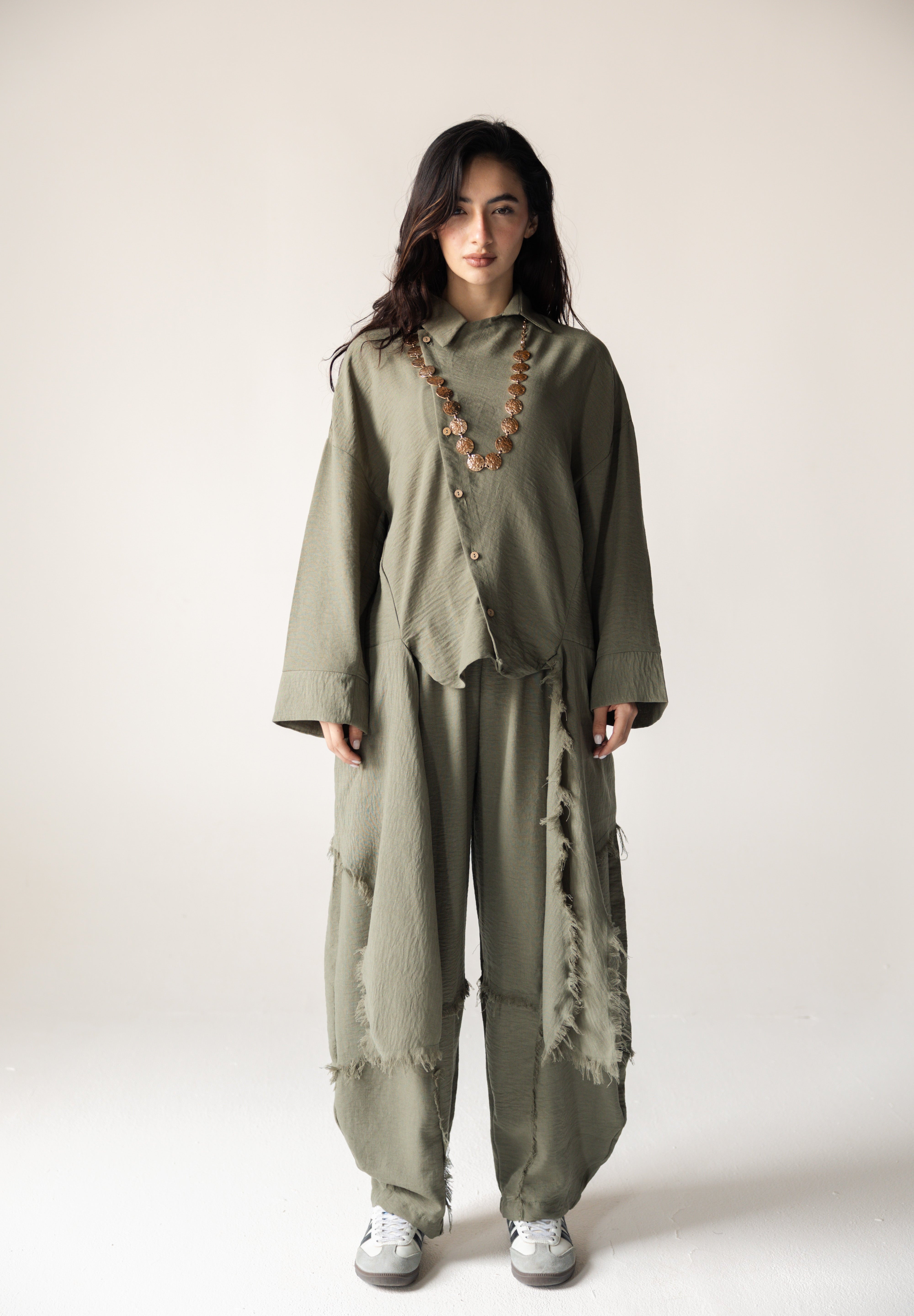 Blush Girl Shirt Olive - AB ESSENTIALS