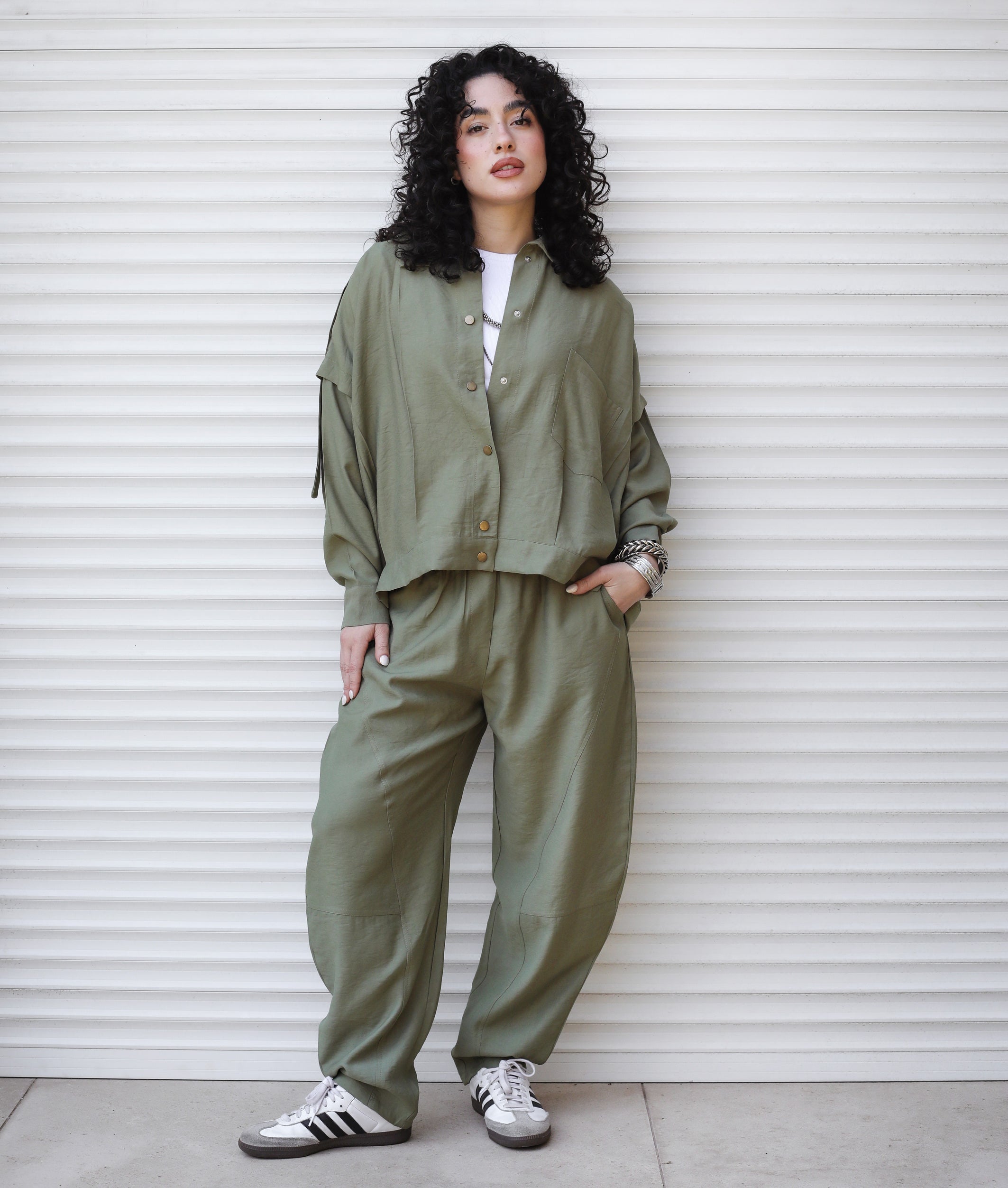 Capsule Linen Set Olive - AB ESSENTIALS