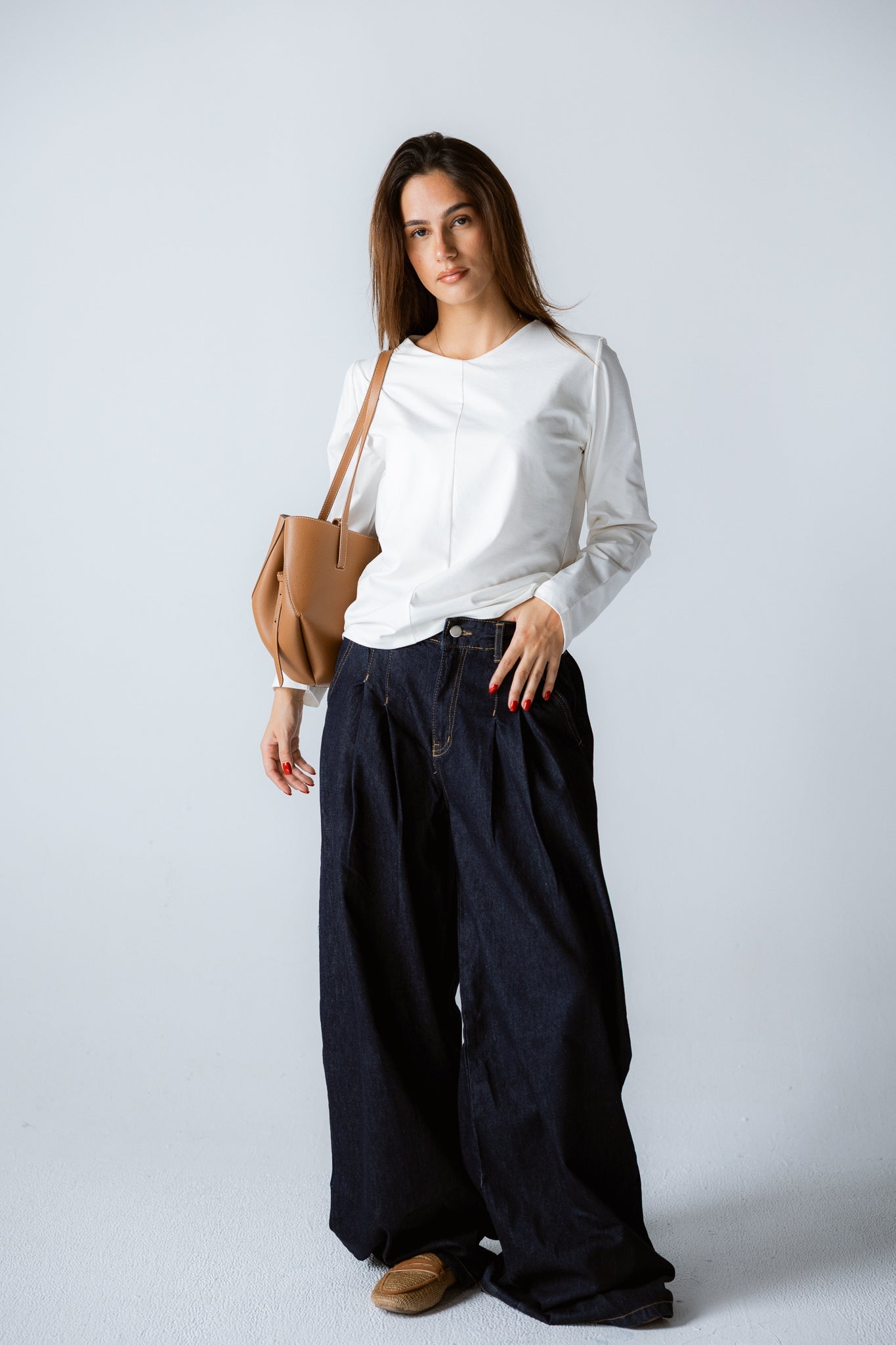 Core Tee White - AB ESSENTIALS