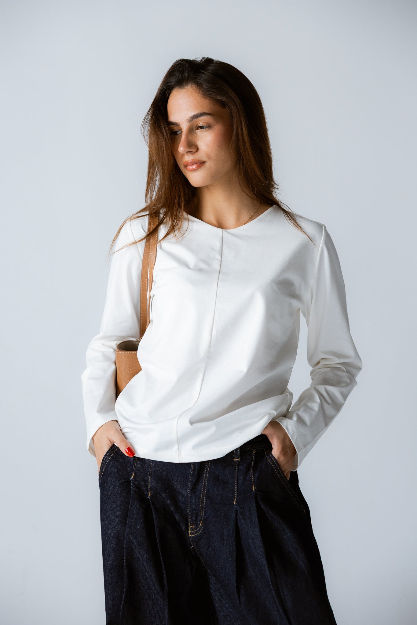 Core Tee White - AB ESSENTIALS