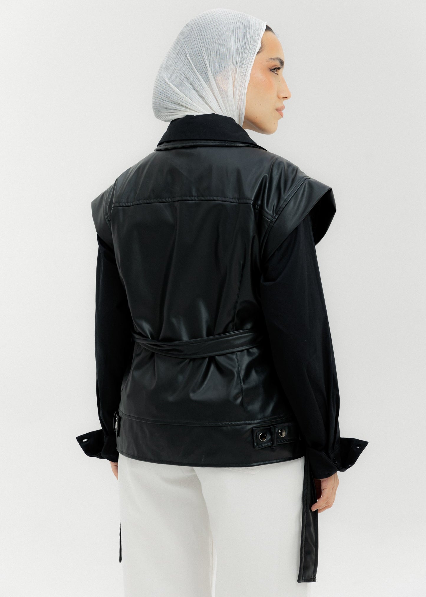 Core Vest Black - AB ESSENTIALS