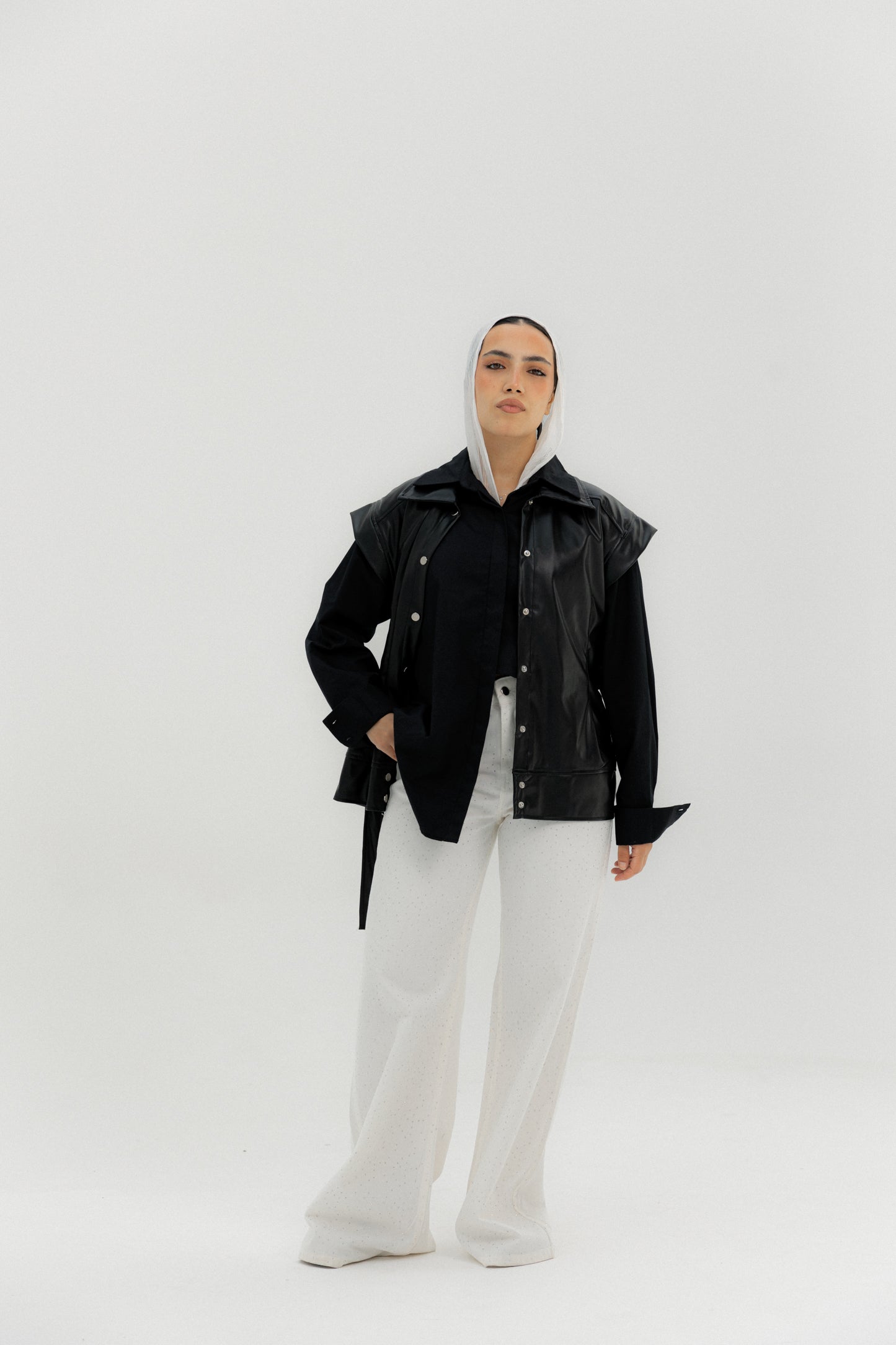 Core Vest Black - AB ESSENTIALS