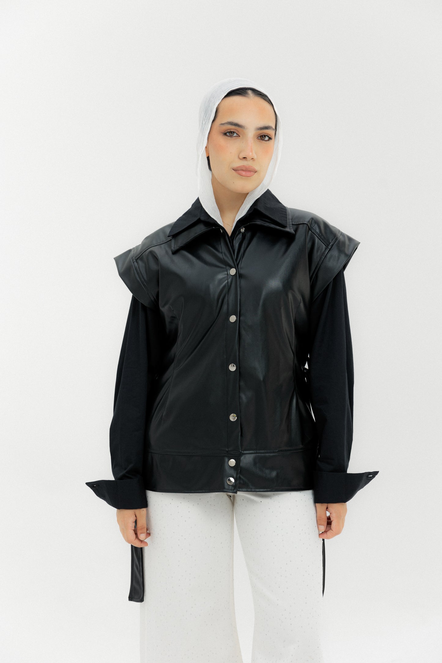 Core Vest Black - AB ESSENTIALS