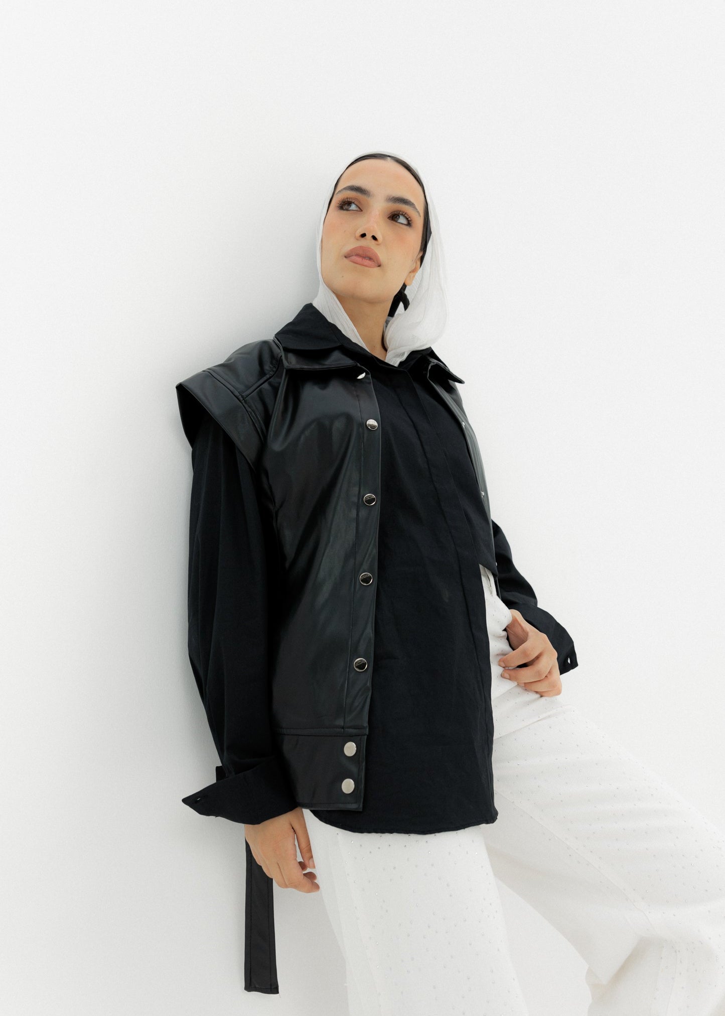 Core Vest Black - AB ESSENTIALS