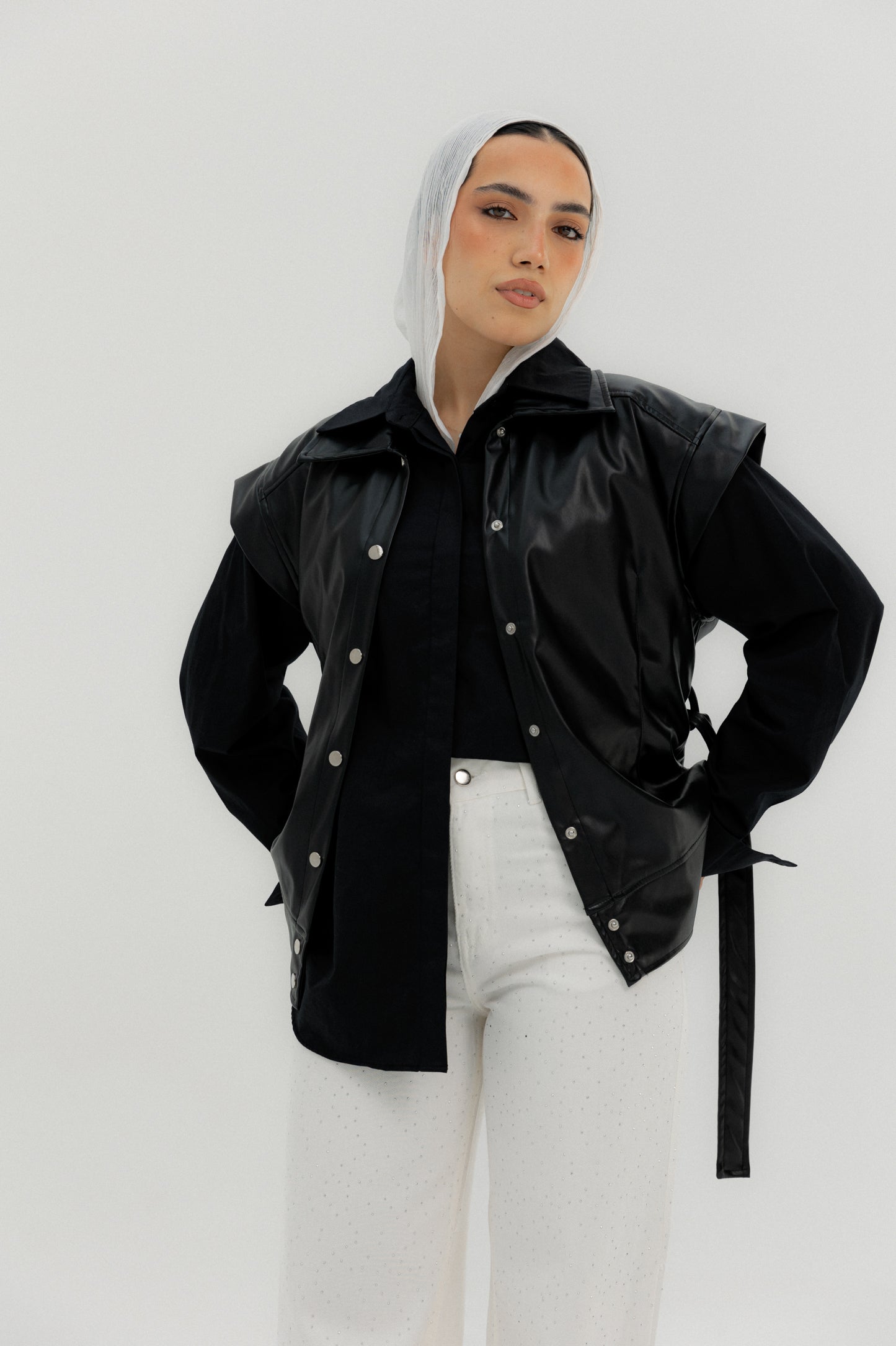 Core Vest Black - AB ESSENTIALS