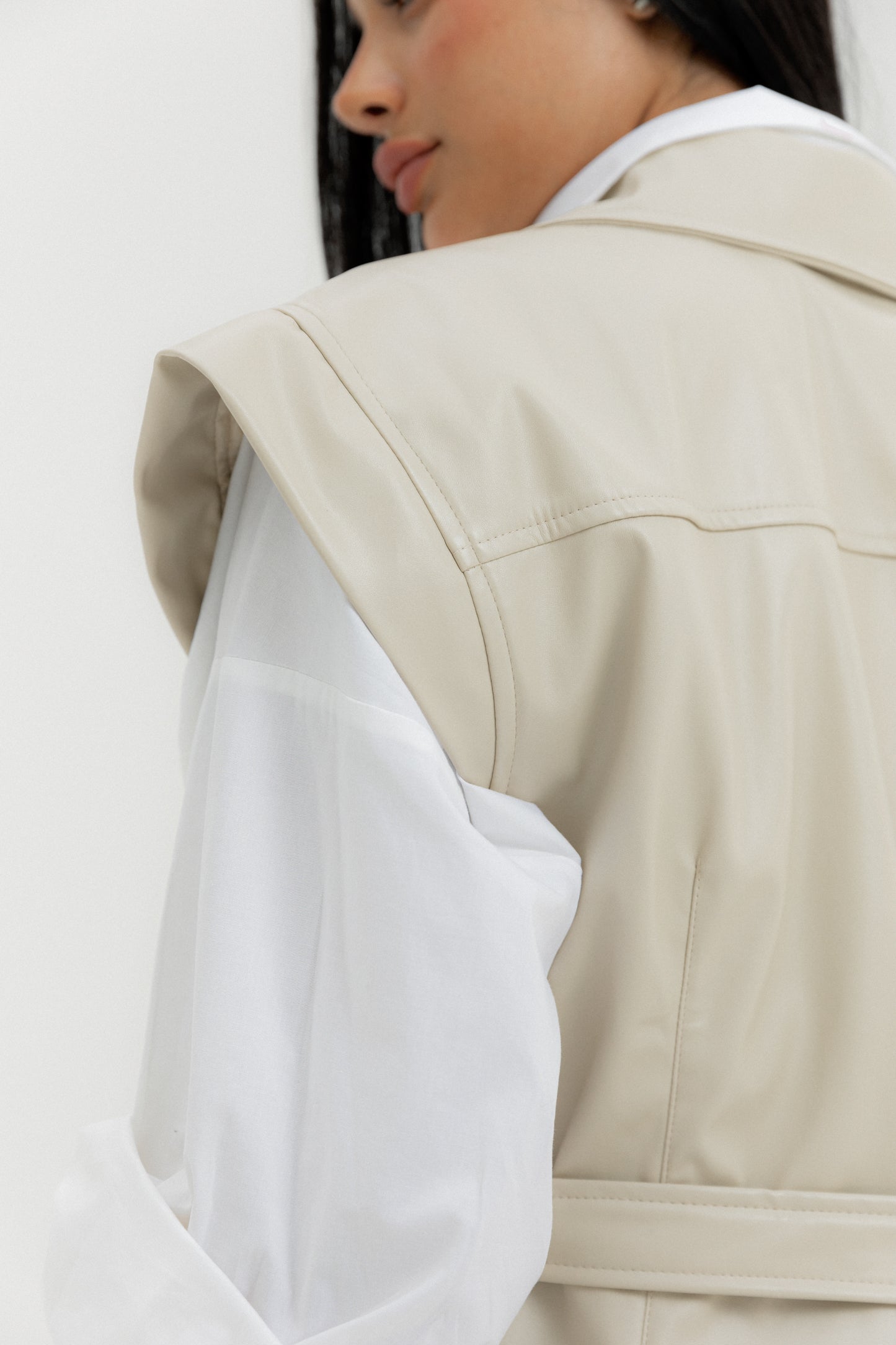 Core Vest Late - AB ESSENTIALS