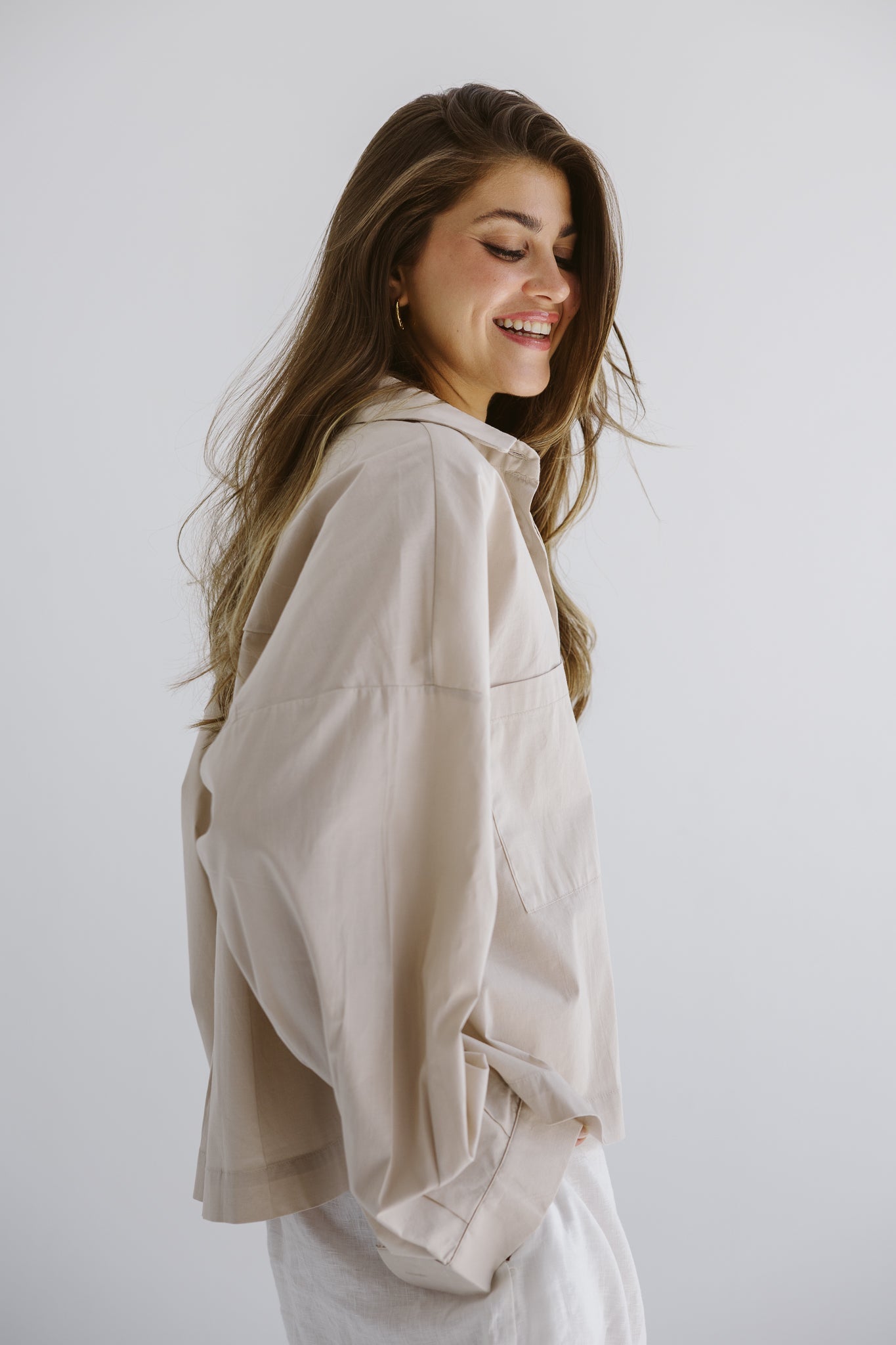 Cropi Shirt Beige - AB ESSENTIALS