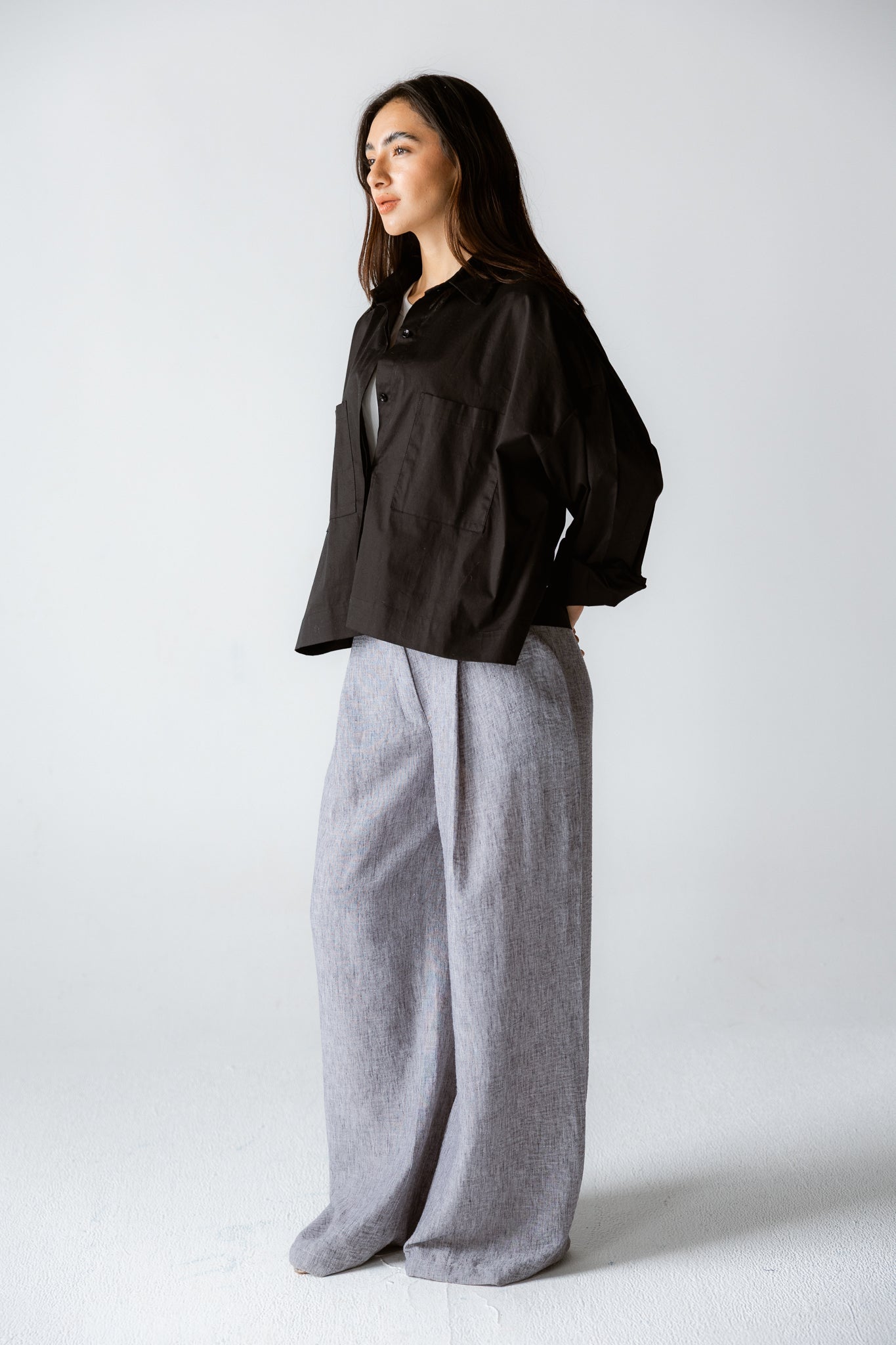 Cropi Shirt Black - AB ESSENTIALS