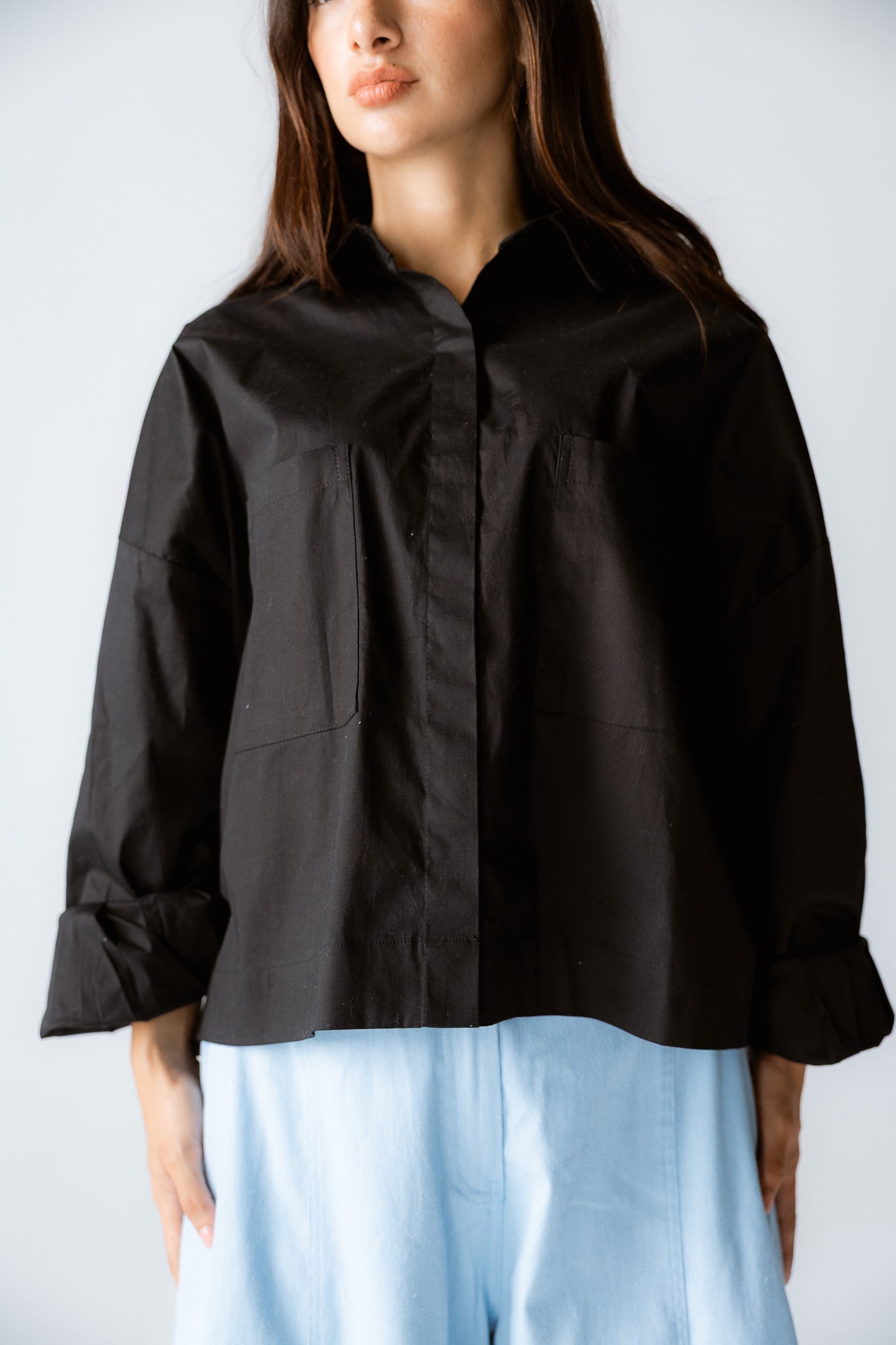 Cropi Shirt Black - AB ESSENTIALS