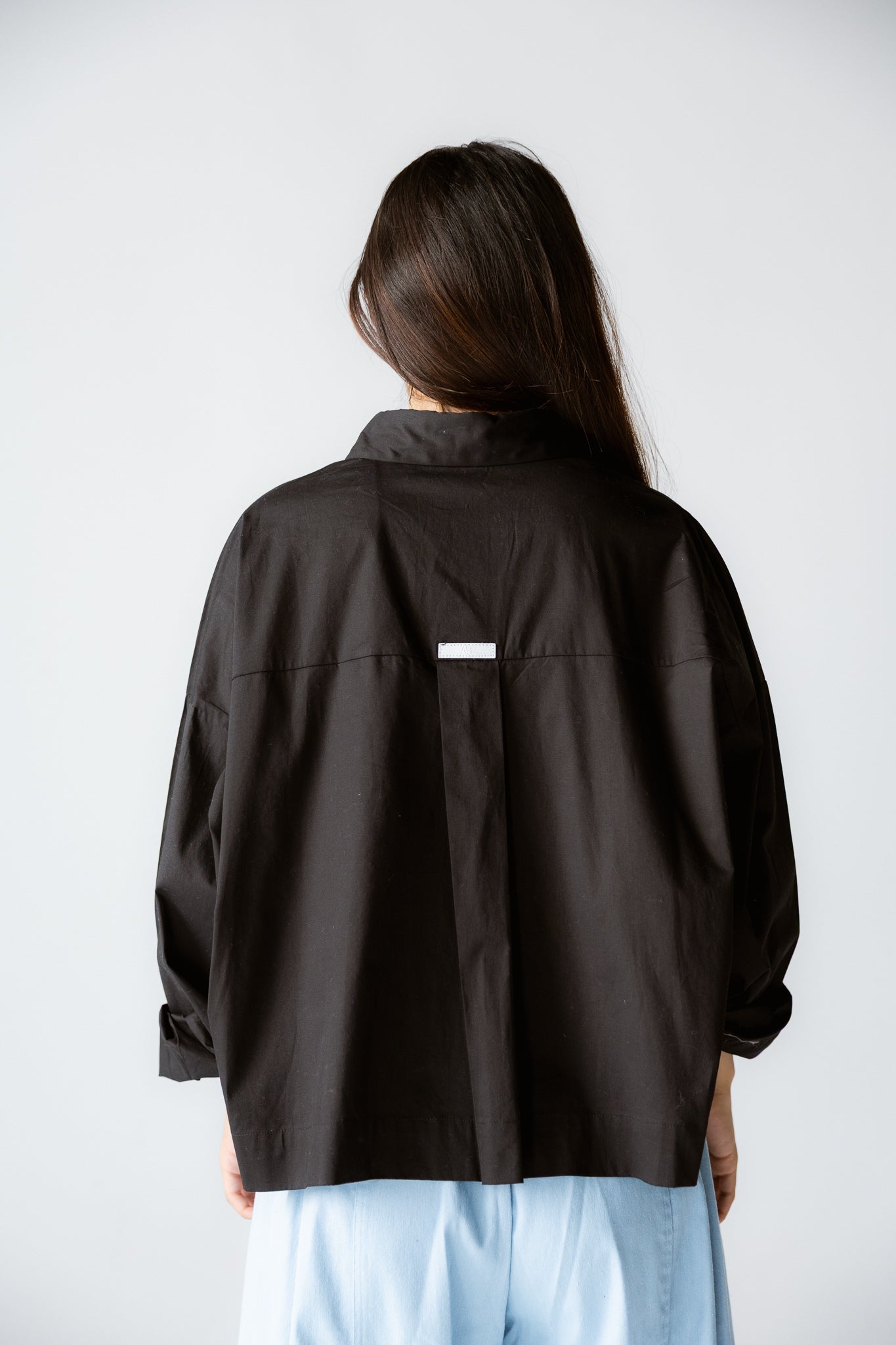Cropi Shirt Black - AB ESSENTIALS