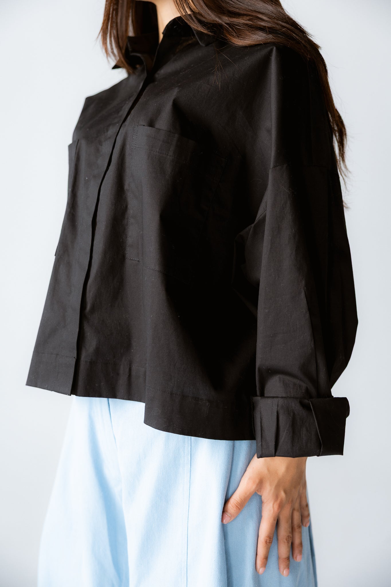 Cropi Shirt Black - AB ESSENTIALS