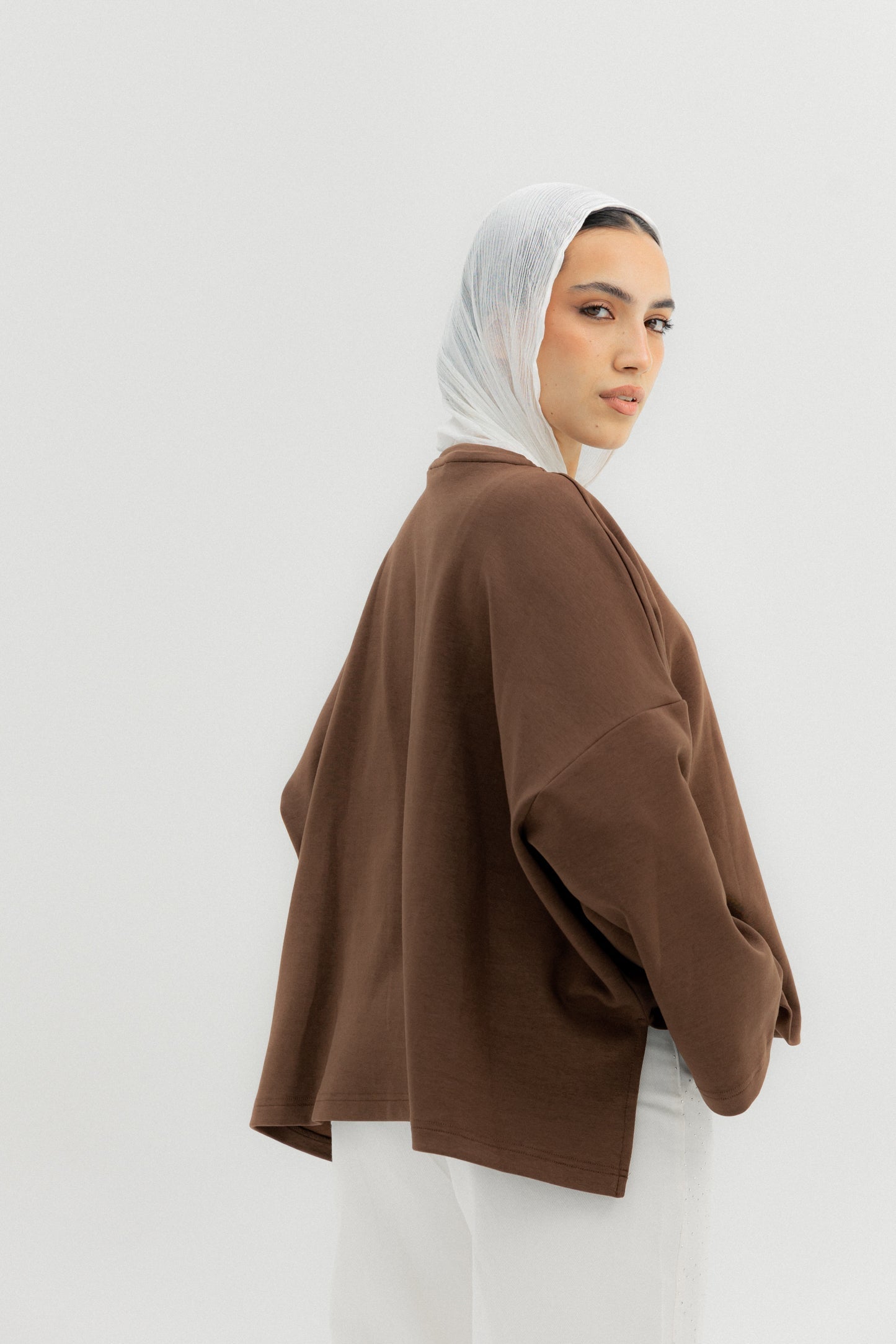 Daily Tee Chocolate - AB ESSENTIALS