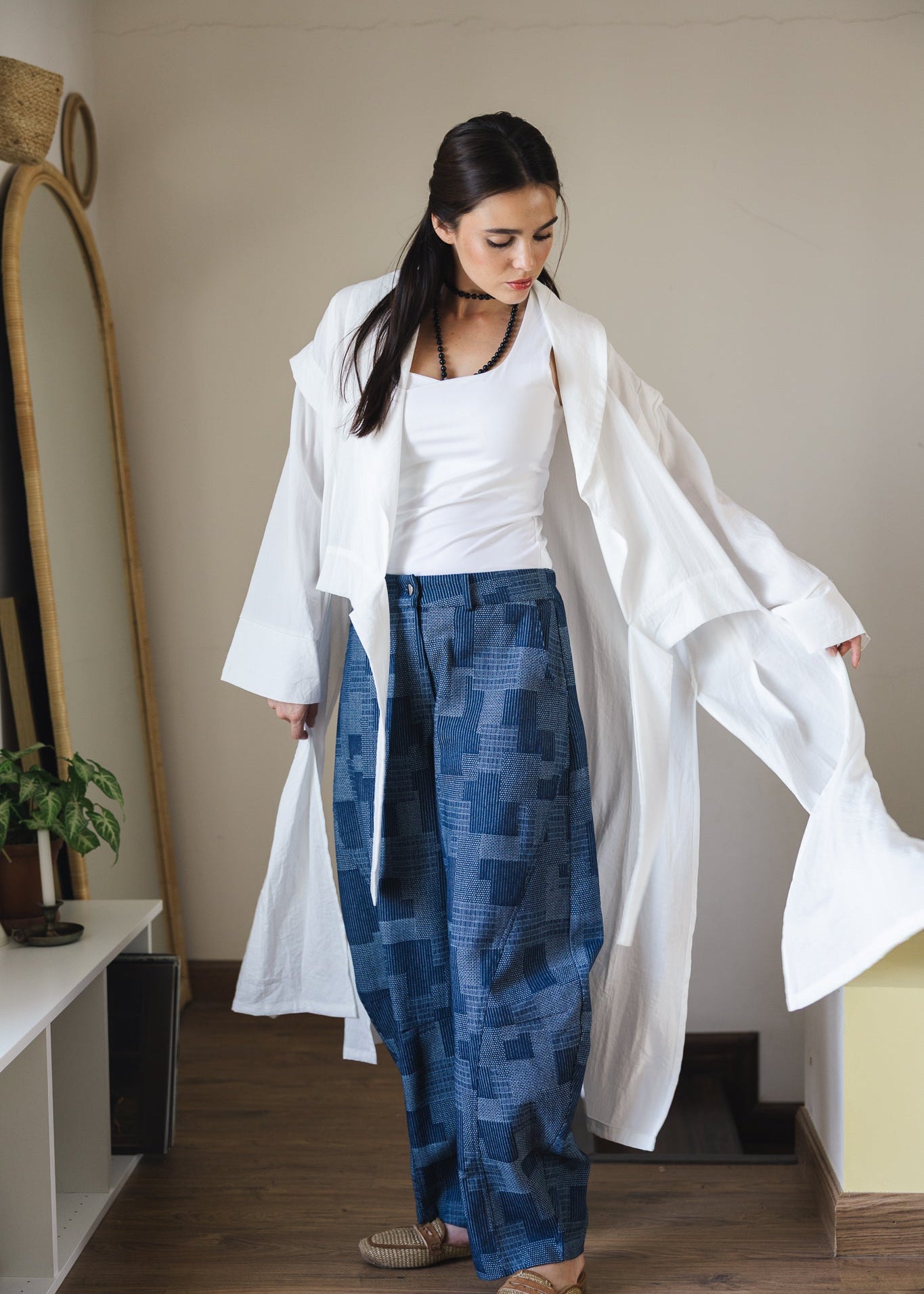 Day Dream Cardigan White - AB ESSENTIALS