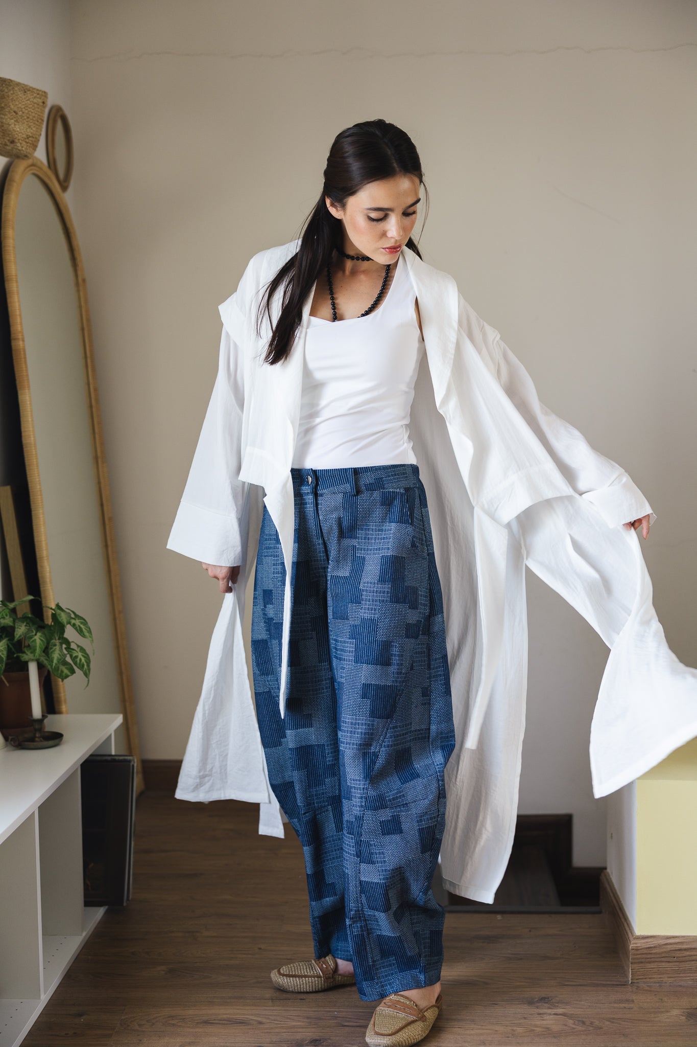 Day Dream Cardigan White - AB ESSENTIALS