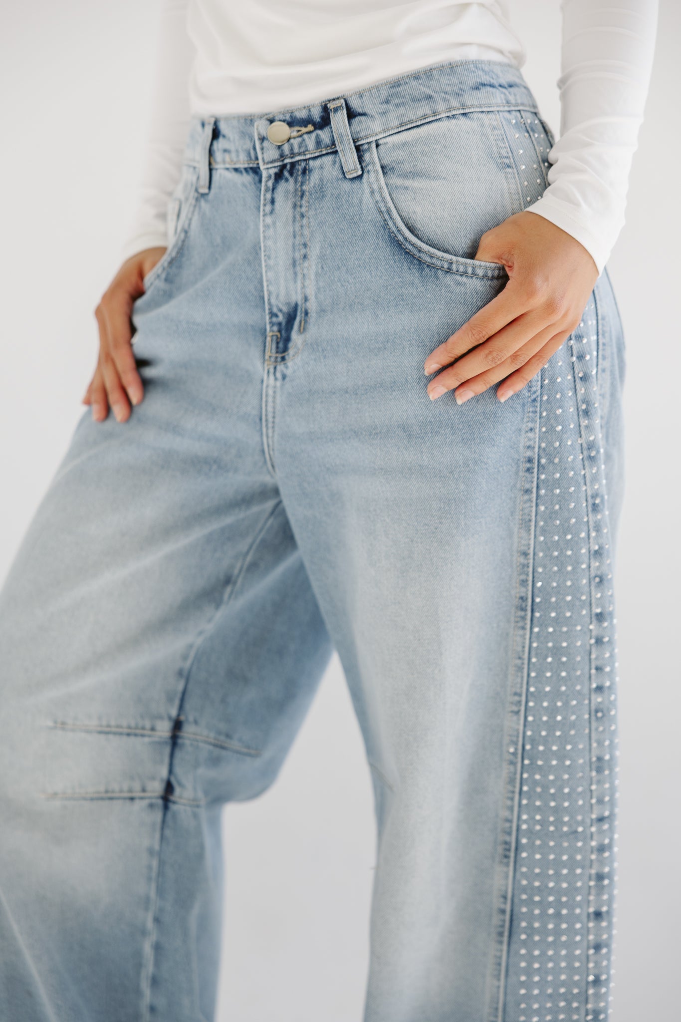 Diamond Parachute Pants Ice - AB ESSENTIALS