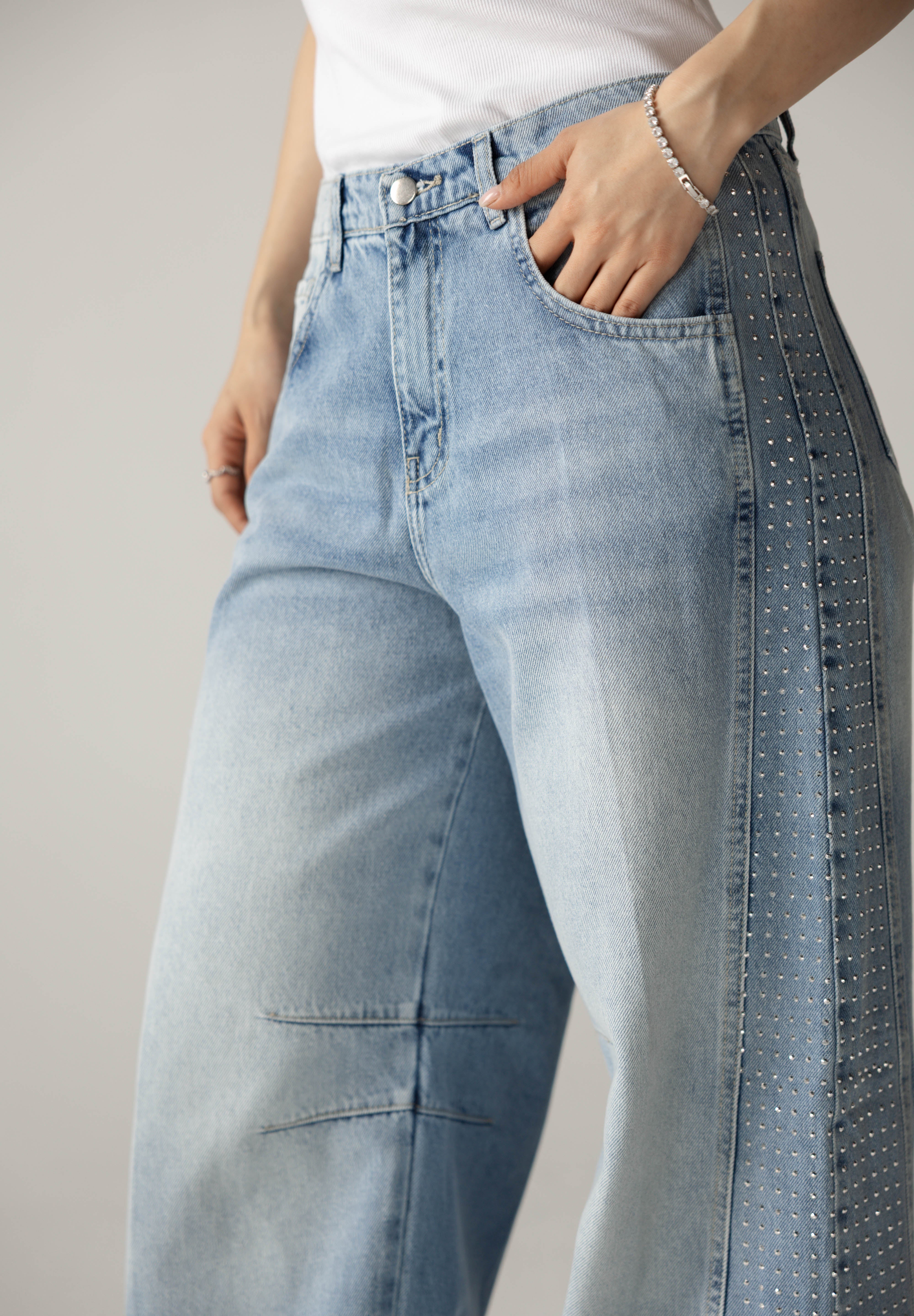 Diamond Parachute Pants Ice - AB ESSENTIALS