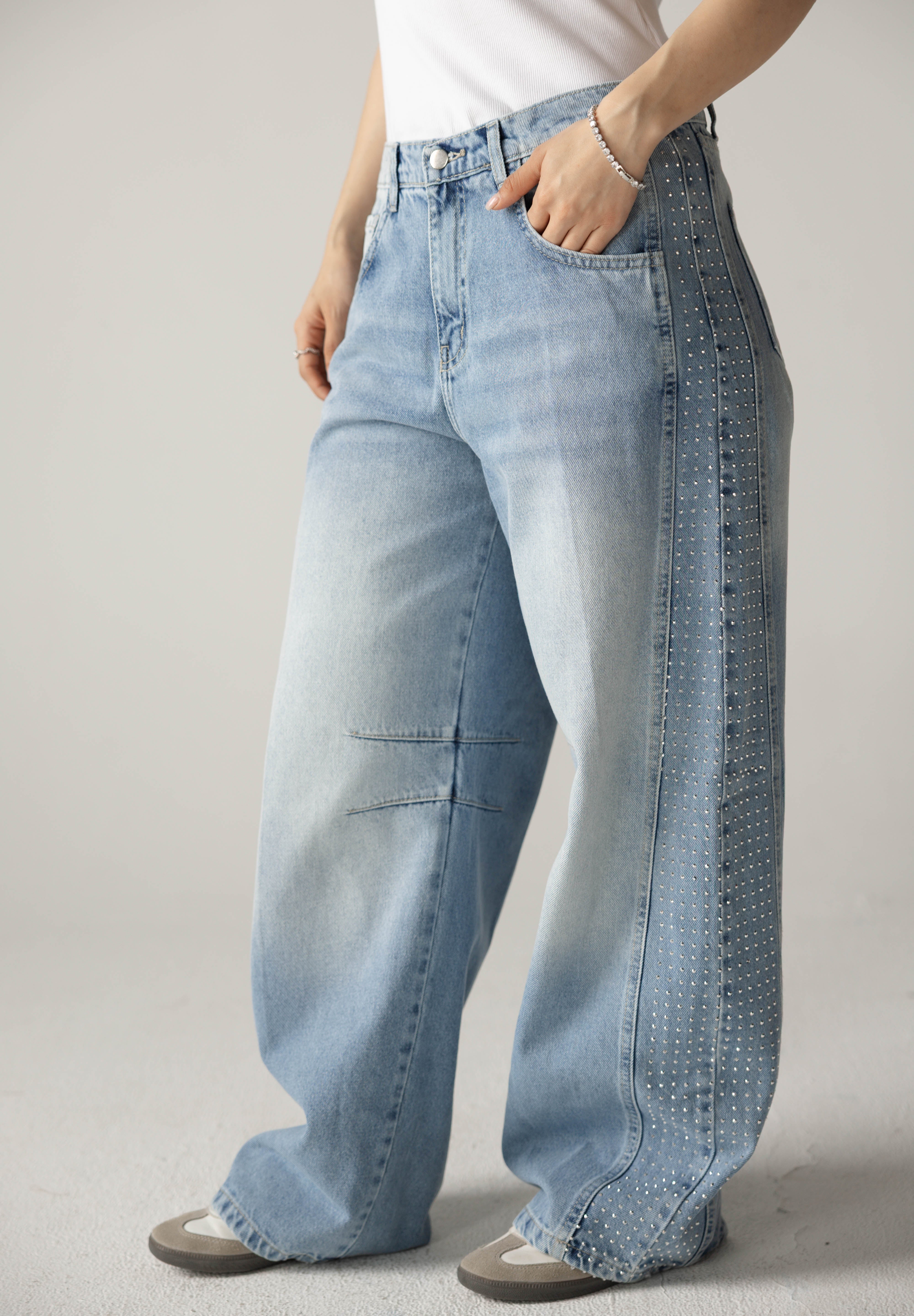 Diamond Parachute Pants Ice - AB ESSENTIALS