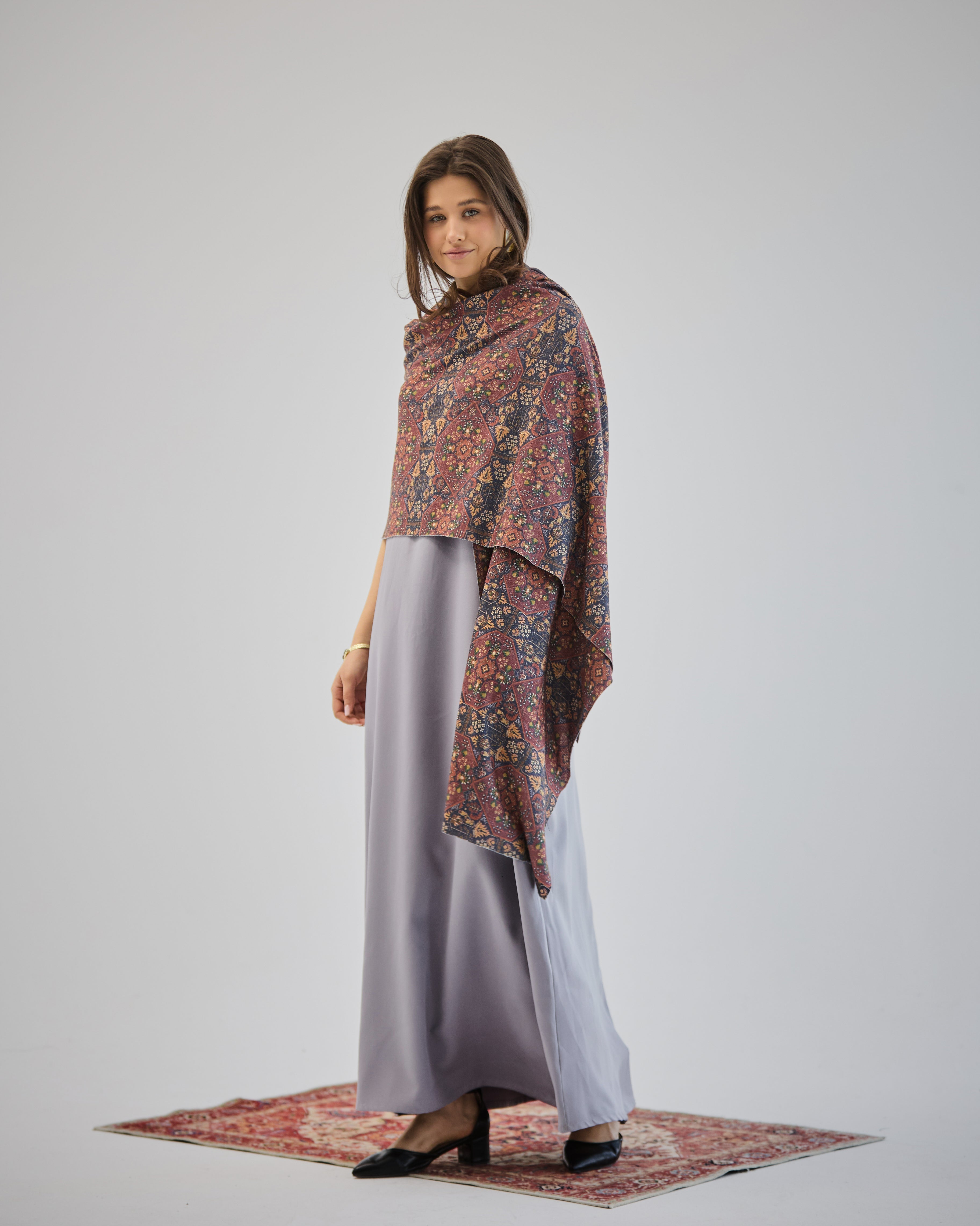 Dina Shawl - AB ESSENTIALS