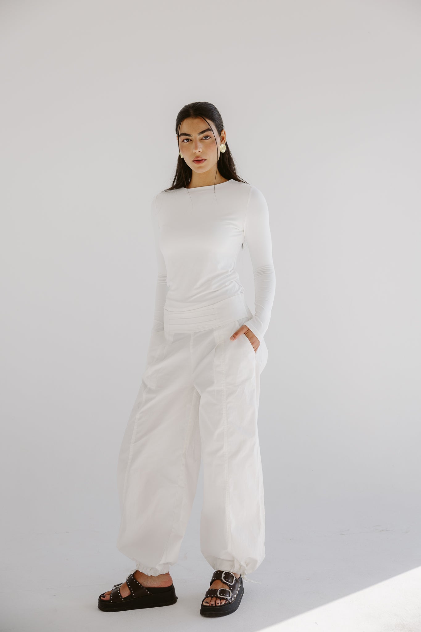 Easy Pants White - AB ESSENTIALS