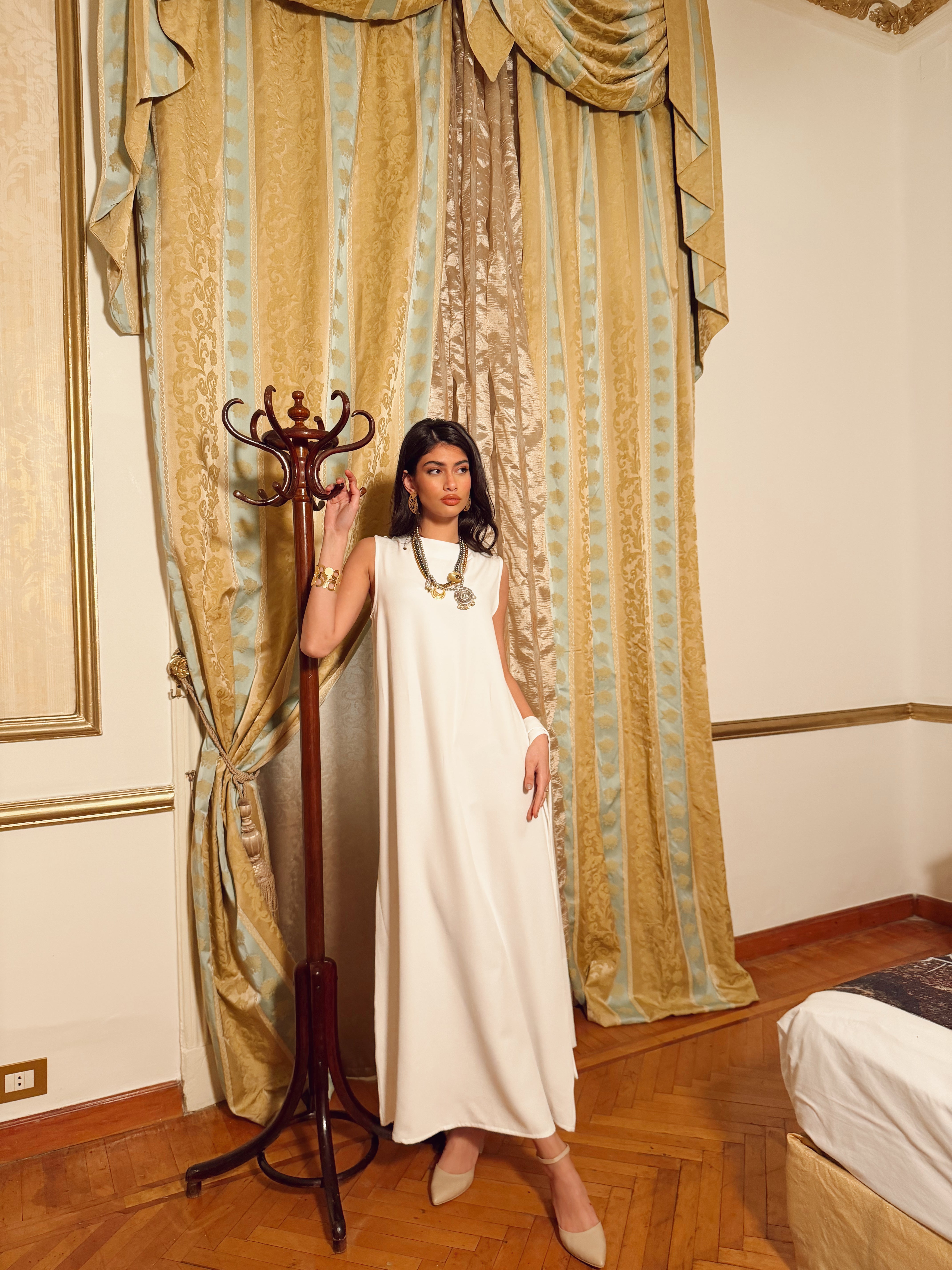 Essential Dress White - AB ESSENTIALS