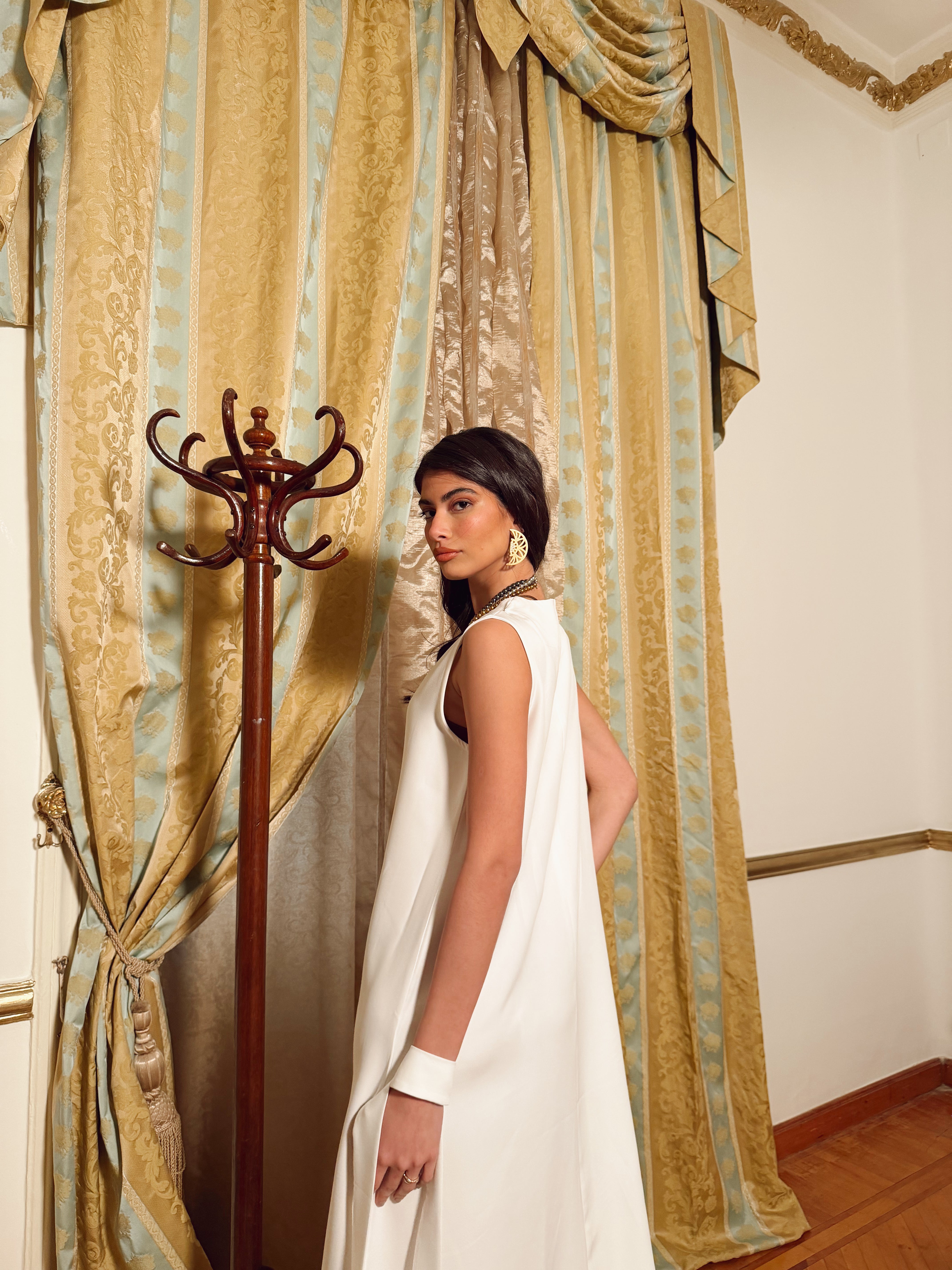 Essential Dress White - AB ESSENTIALS